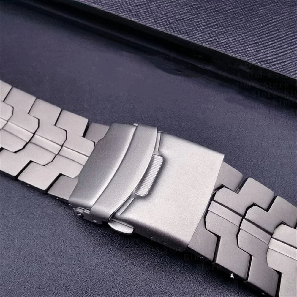 For Samsung Galaxy Watch Ultra2 47mm / Watch Ultra (2025) 47mm / Watch Ultra 47mm Titanium Alloy Strap Replacement Watch Band with Safety Buckle - Silver - 3