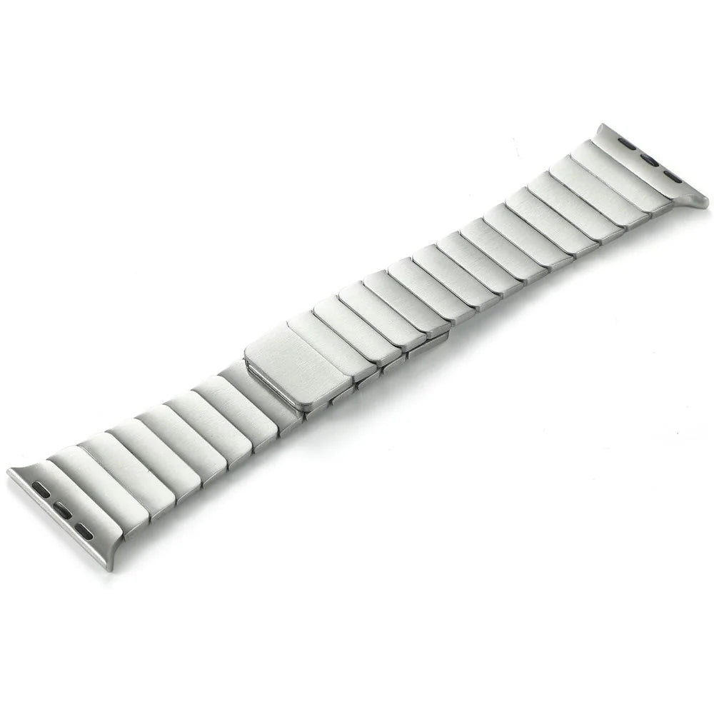 For Apple Watch Series 11 10 42mm / 9 8 7 41mm / SE3 SE2 SE 6 5 4 40mm / 3 2 1 38mm Magnetic Metal Watch Strap - Silver - 1