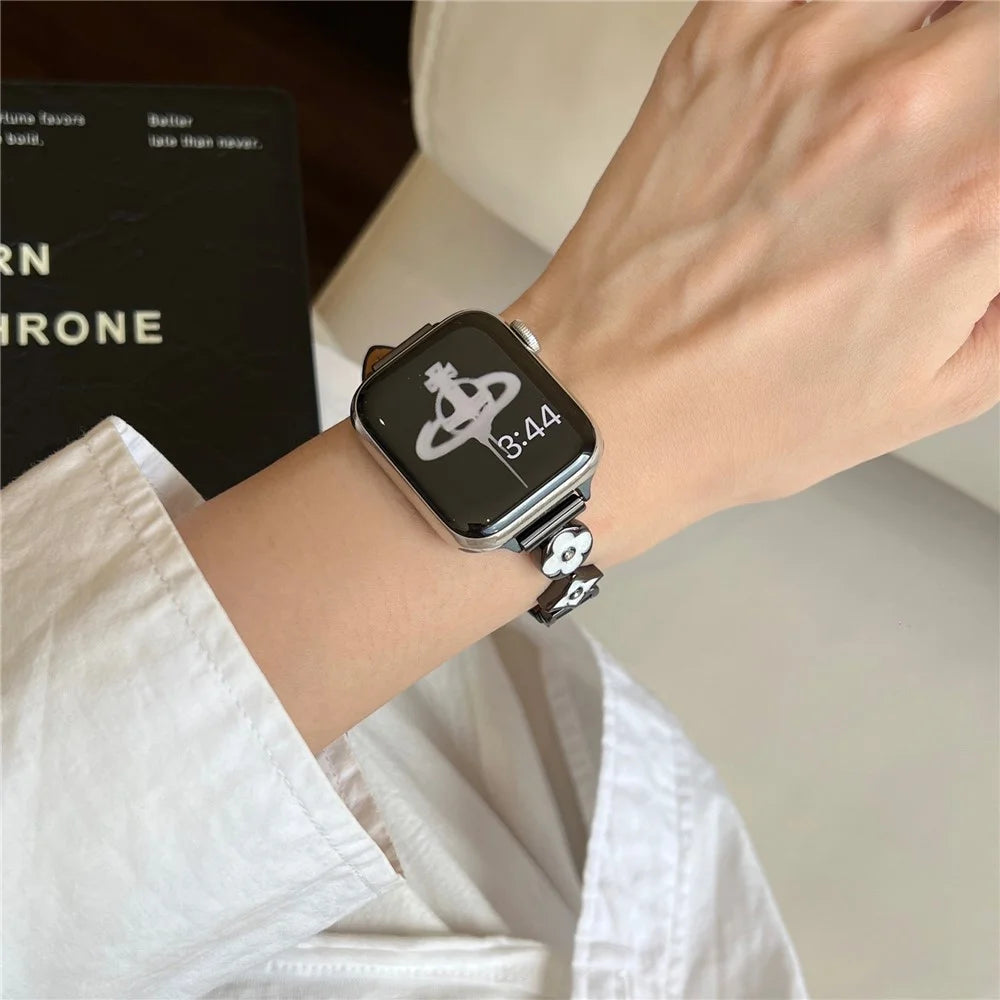 For Apple Watch Series 11 10 42mm / 9 8 7 41mm / SE3 SE2 SE 6 5 4 40mm / 3 2 1 38mm Leather Watch Band with Floral Connector - Black / White Black - 3
