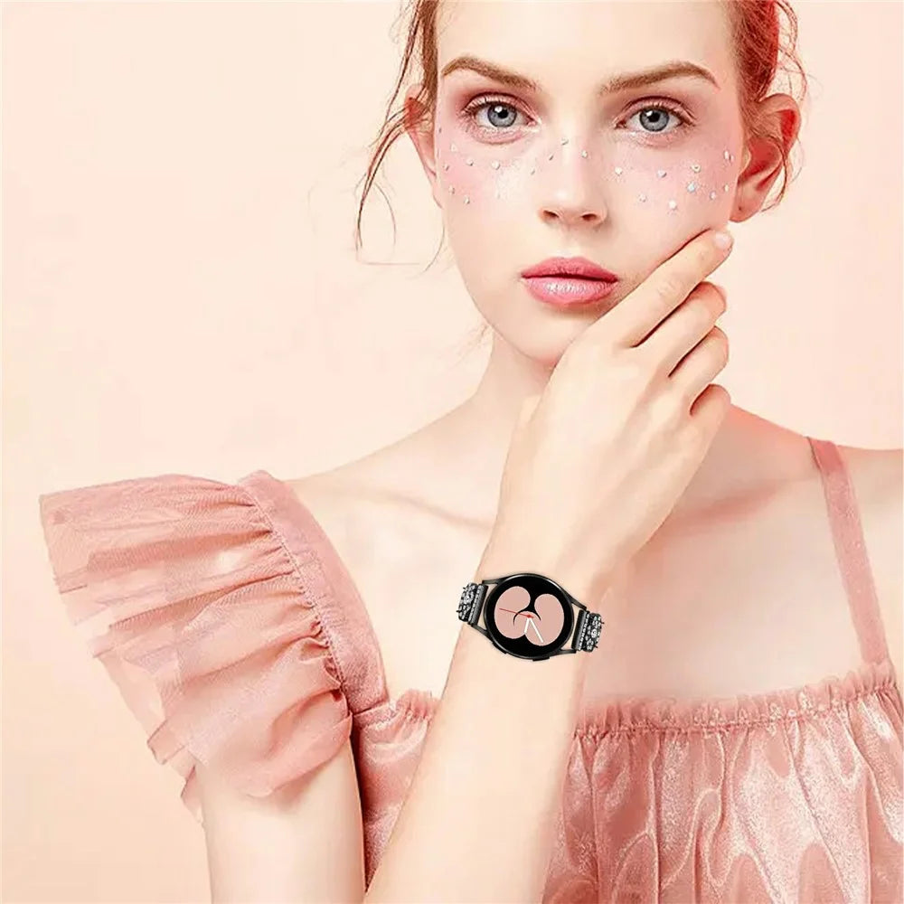 For Samsung Galaxy Watch7 44mm / 40mm Watch Band Four Leaf Clover Rhinestone Decor Smart Watch Strap - Black - 7