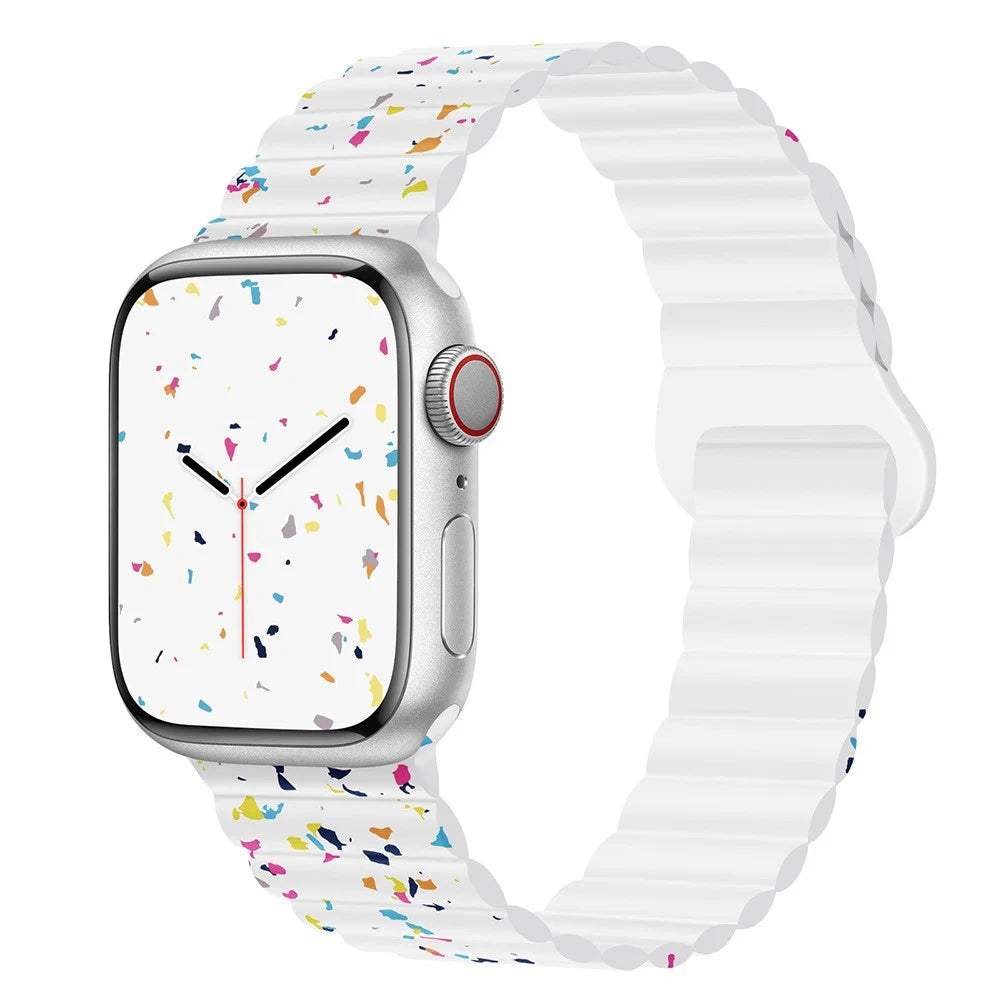 Magnetic Silicone Strap for Apple Watch Ultra 3 2 1 49mm / Series 11 10 46mm / 9 8 7 45mm / SE3 SE2 SE 6 5 4 44mm / 3 2 1 42mm - White - 2