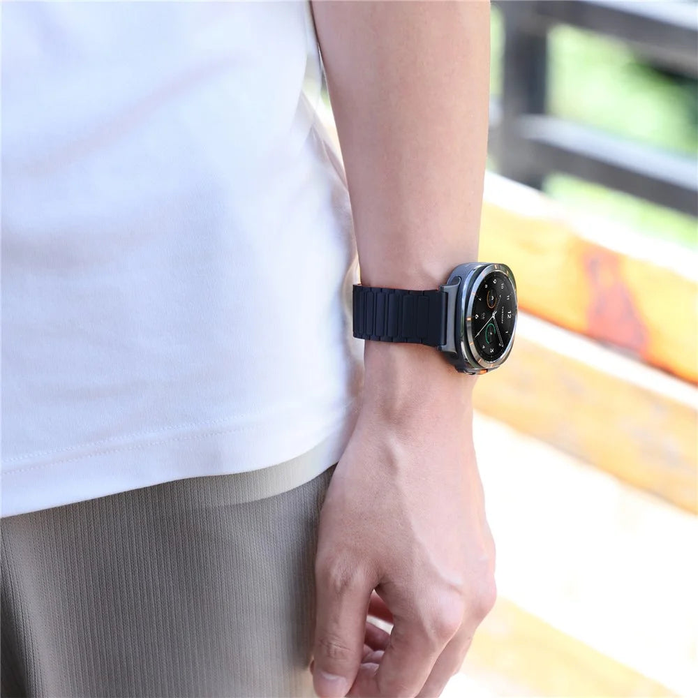 For Samsung Galaxy Watch Ultra2 47mm / Watch Ultra (2025) 47mm / Watch Ultra 47mm Silicone Band Magnetic Sport Band Strap - Black+Orange / Black Connector - 4