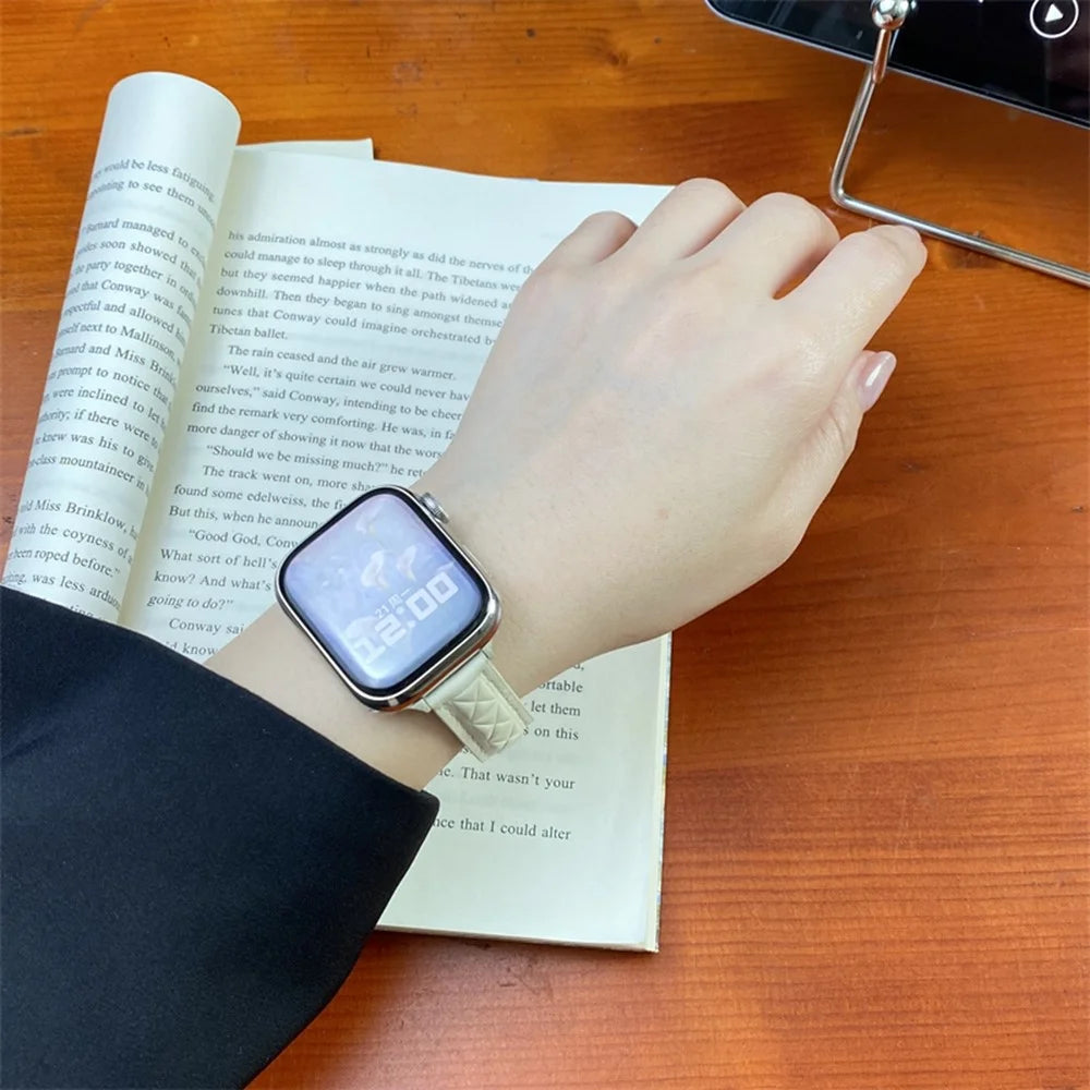 Genuine Leather Watch Band For Apple Watch Series 11 10 42mm / 9 8 7 41mm / SE3 SE2 SE 6 5 4 40mm / 3 2 1 38mm Strap with Magnetic Double C Buckle - Beige - 2