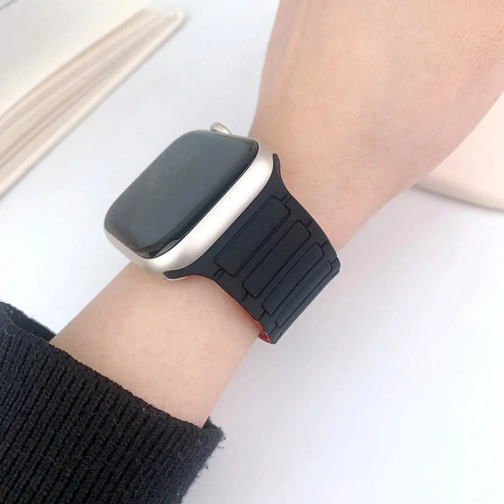 Magnetic Silicone Watch Band for Apple Watch Ultra 3 2 1 49mm / Series 11 10 46mm / 9 8 7 45mm / SE3 SE2 SE 6 5 4 44mm / 3 2 1 42mm Three-Bead Design - Black - 3