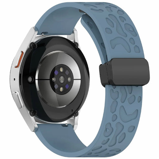 KALEBOL 18mm Magnetic Silicone Strap for Huawei Watch GT 5 41mm / GT 4 41mm / Garmin Venu 3S Leopard Print Watch Band - Cyan - 1