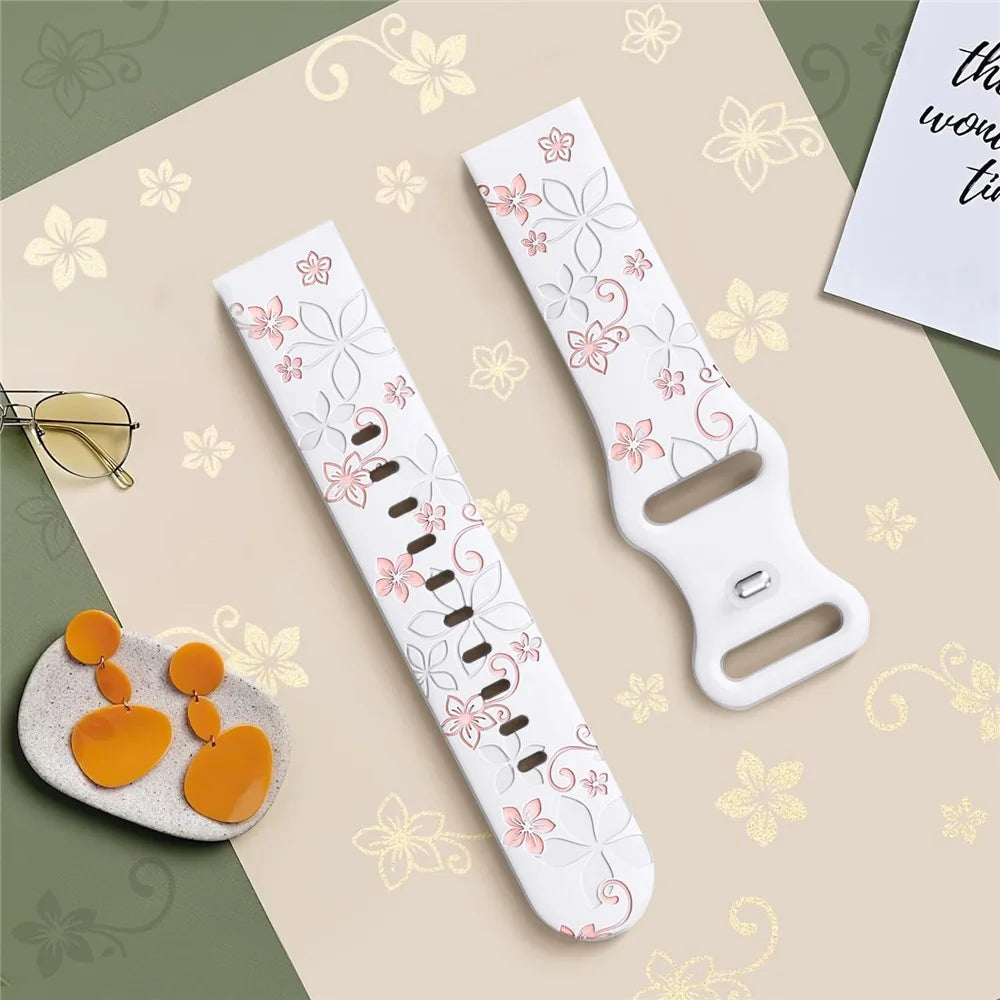 20mm Engraved Flower Silicone Strap for Samsung Galaxy Watch3 45mm / Huawei Watch GT 5 46mm / GT 5 Pro 46mm Dual Color Watch Band - White+Pink - 3