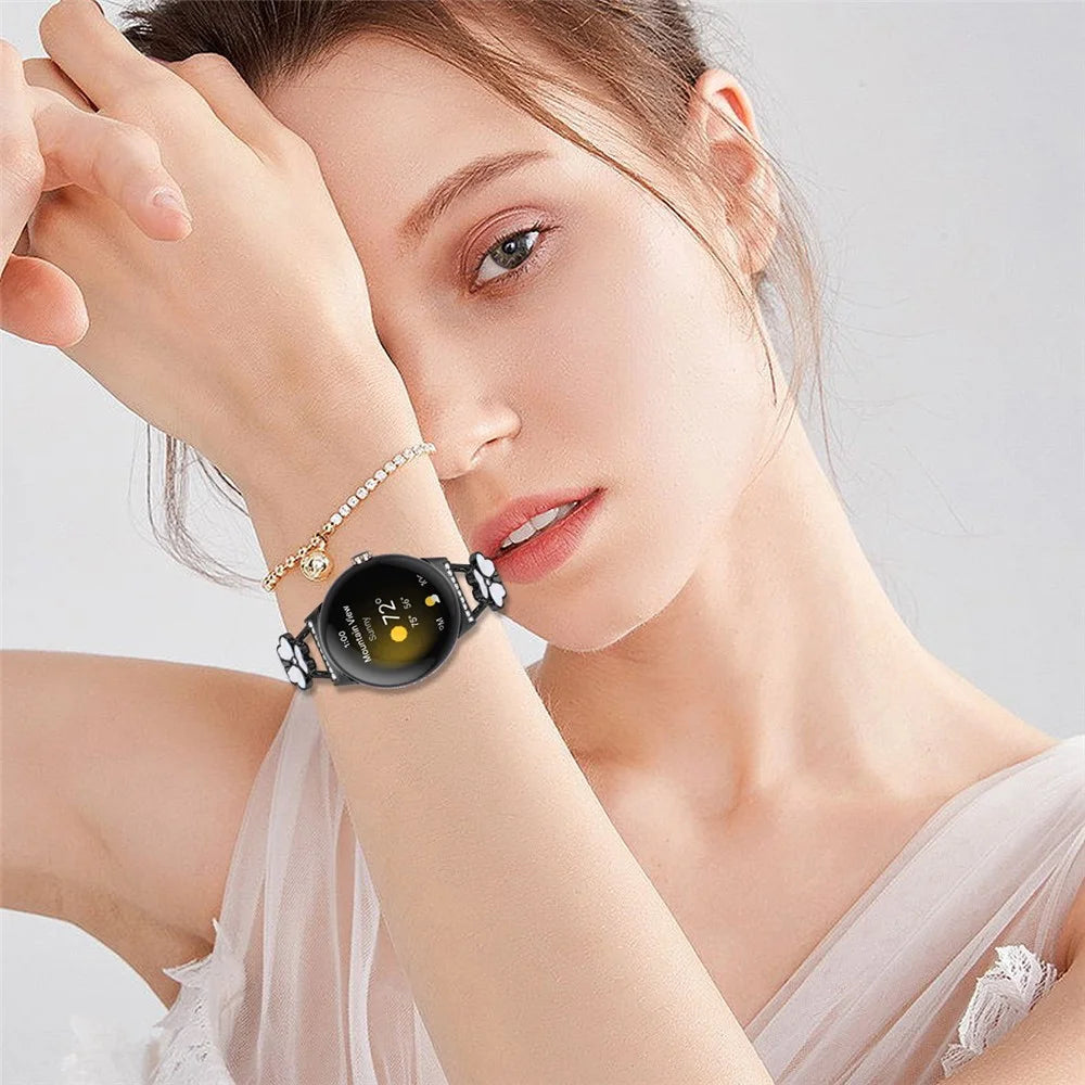 For Google Pixel Watch 4 41mm / Watch 3 41mm / Watch 2 / Watch Heart Clover Decor Watchband Zinc Alloy Metal Strap - Black - 6