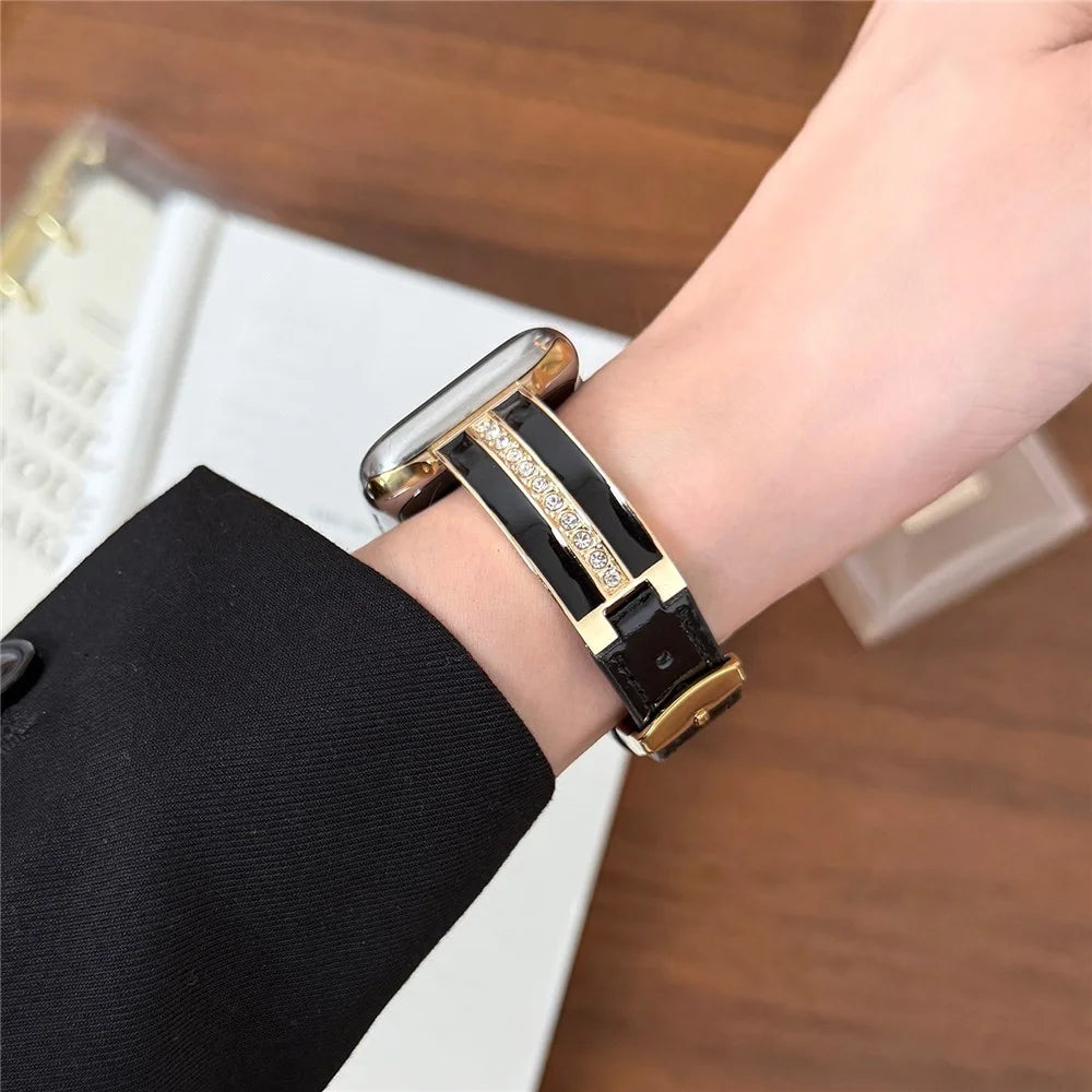 Watch Band For Apple Watch Ultra 3 2 1 49mm / Series 11 10 46mm / 9 8 7 45mm / SE3 SE2 SE 6 5 4 44mm / 3 2 1 42mm Curved Zinc Alloy Leather Strap - Black + Gold Buckle - 7