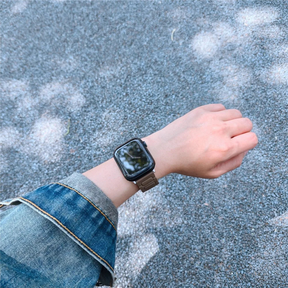 Watch Band For Apple Watch Ultra 3 2 1 49mm / Series 11 10 46mm / 9 8 7 45mm / SE3 SE2 SE 6 5 4 44mm / 3 2 1 42mm 3-Bead Magnetic Leather Strap - Dark Brown - 3