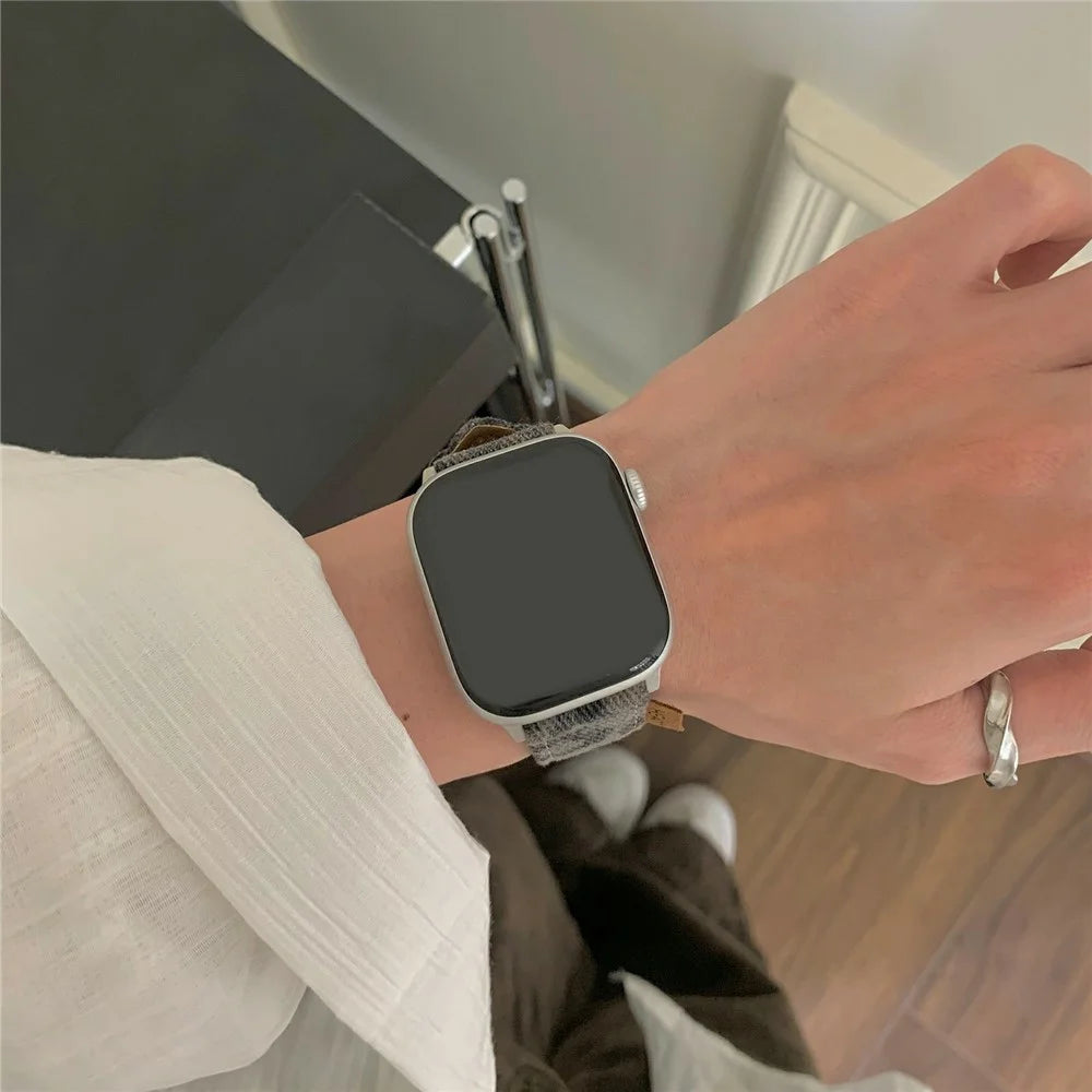 Watch Band For Apple Watch Ultra 3 2 1 49mm / Series 11 10 46mm / 9 8 7 45mm / SE3 SE2 SE 6 5 4 44mm / 3 2 1 42mm Denim Genuine Leather Strap - Vintage Leopard - 6