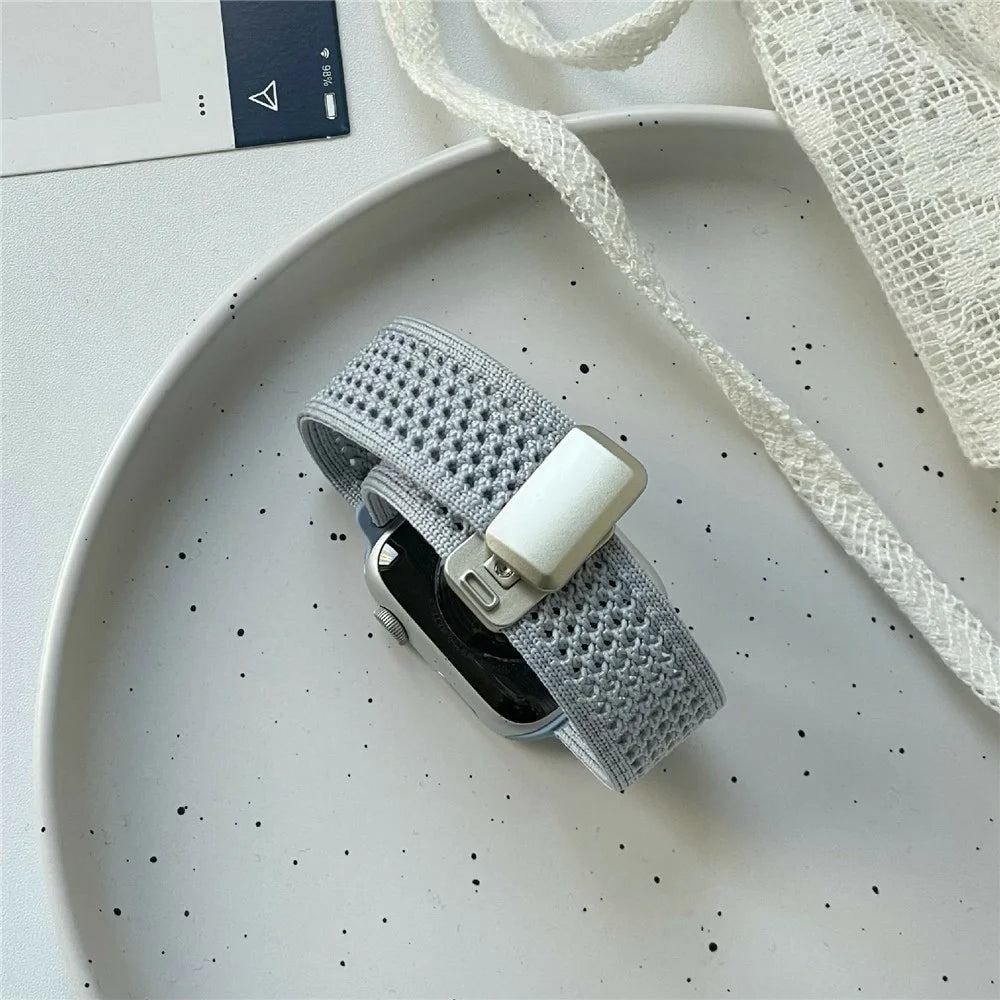 Magnetic Strap for Apple Watch Ultra 3 2 1 49mm / Series 11 10 46mm / 9 8 7 45mm / SE3 SE2 SE 6 5 4 44mm / 3 2 1 42mm Nylon Watch Band - Blue / Starlight - 5