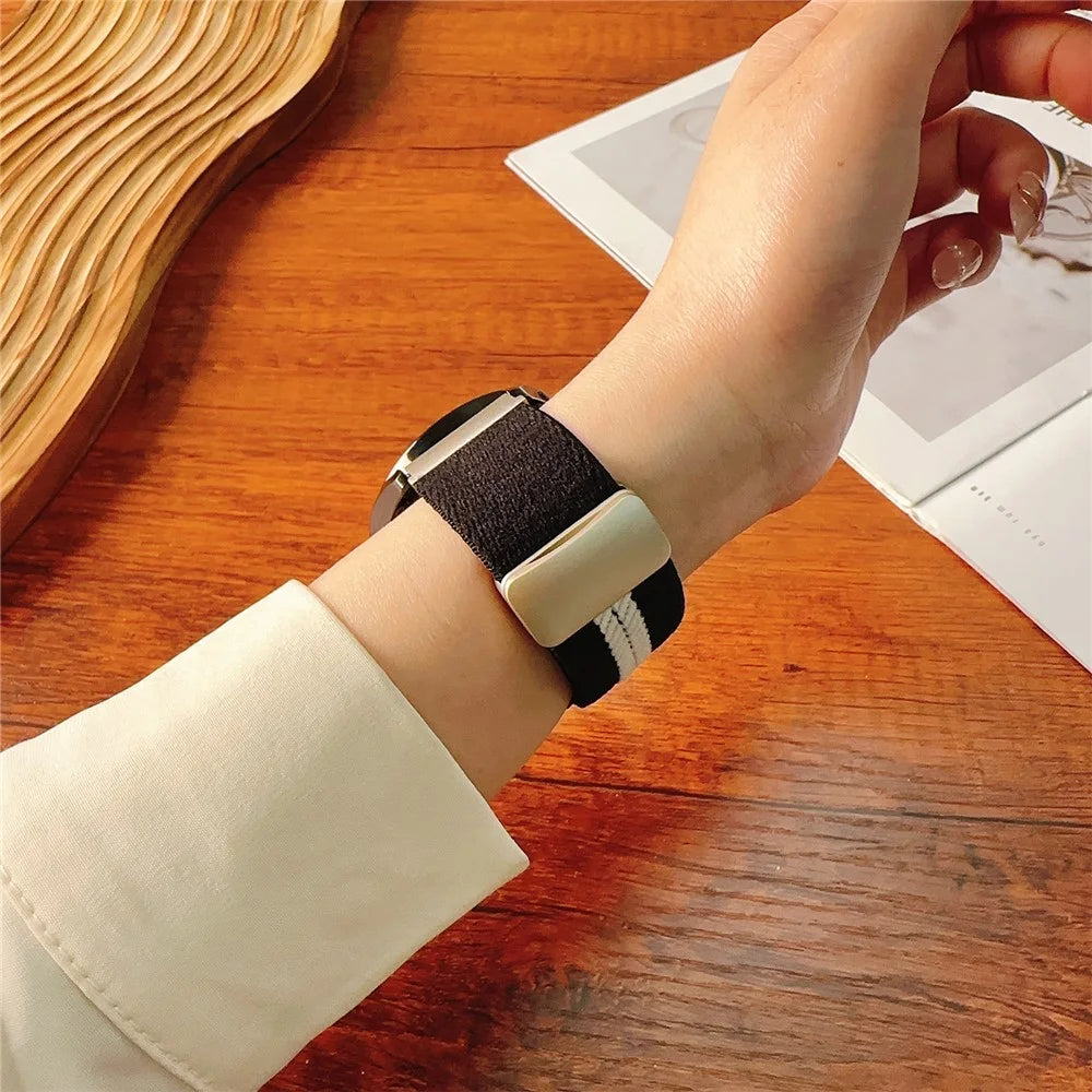 22mm Watch Band for Samsung Galaxy Watch3 45mm / Galaxy Watch 46mm / Huawei Watch GT 5 46mm Striped Nylon Strap - Black+White Stripes - 2