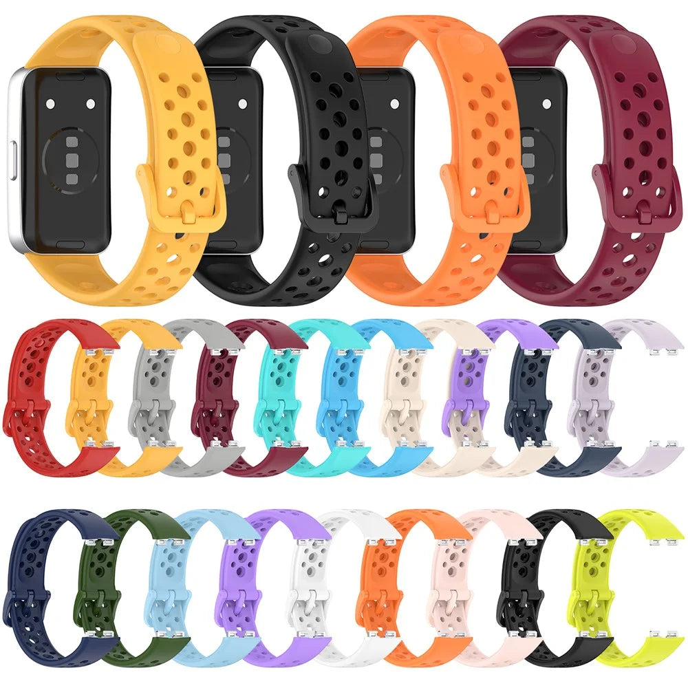 For Huawei Band 10 / 10 NFC / 9 / 9 NFC / 8 / 8 NFC Silicone Strap Multi Hole Design Smart Watch Band - Black - 5
