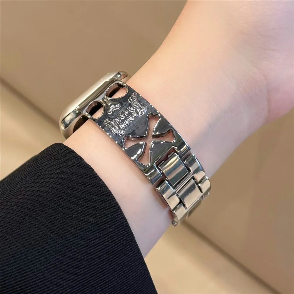 Watch Band For Apple Watch Ultra 3 2 1 49mm / Series 11 10 46mm / 9 8 7 45mm / SE3 SE2 SE 6 5 4 44mm / 3 2 1 42mm Skull Design Breathable Metal Alloy Strap - Silver - 5