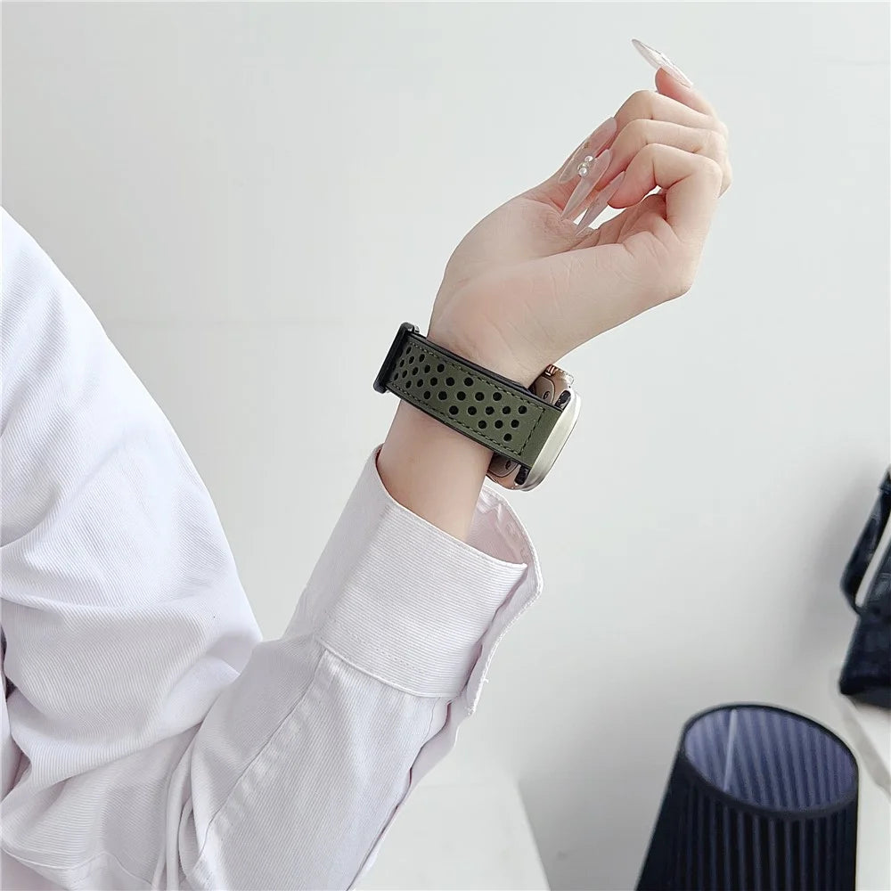 Watch Band For Apple Watch Ultra 3 2 1 49mm / Series 11 10 46mm / 9 8 7 45mm / SE3 SE2 SE 6 5 4 44mm / 3 2 1 42mm Square Magnetic Buckle Silicone Strap - Black - 4
