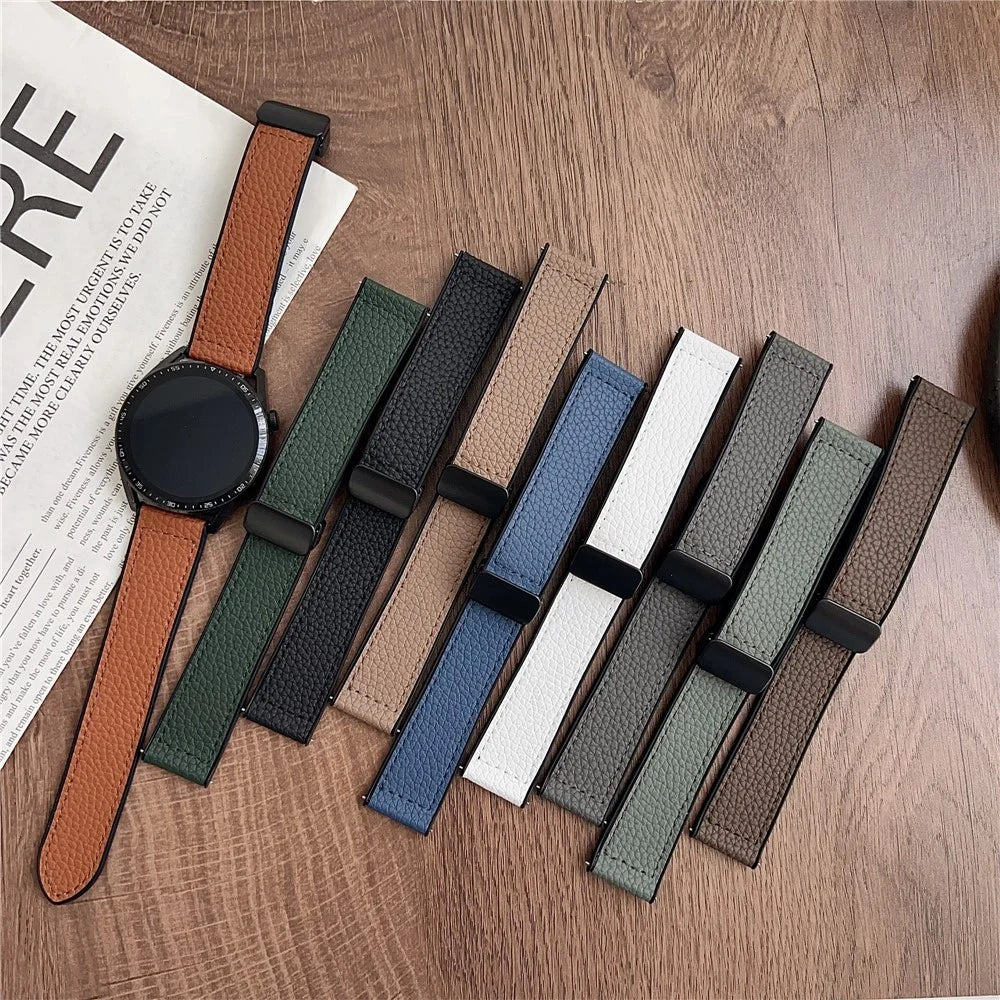 For Samsung Galaxy Watch7 44mm  /  40mm Watch Band 20mm Magnetic Buckle Litchi Texture Silicone Strap - Black - 4