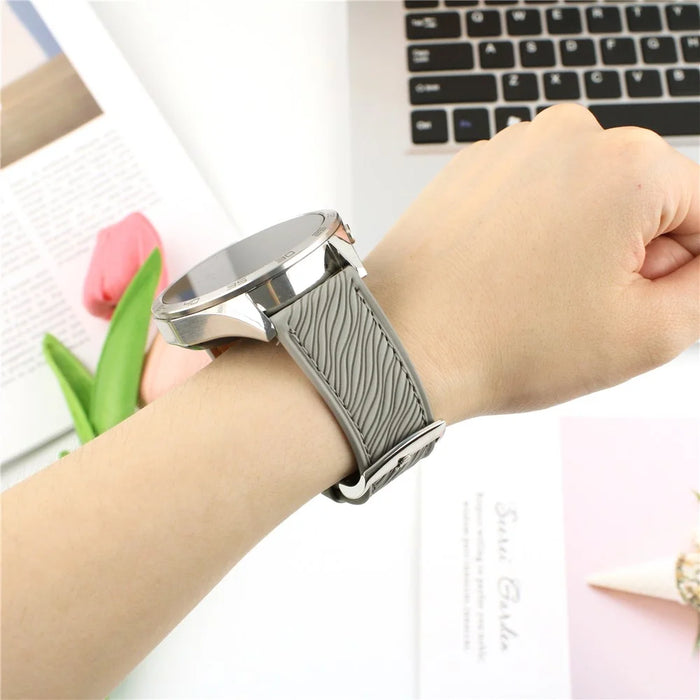 For Huawei Watch GT 5 41mm Watch Band 18mm Quick Release Buckle Dragon Scale Texture Leather Strap - Light Grey - 3