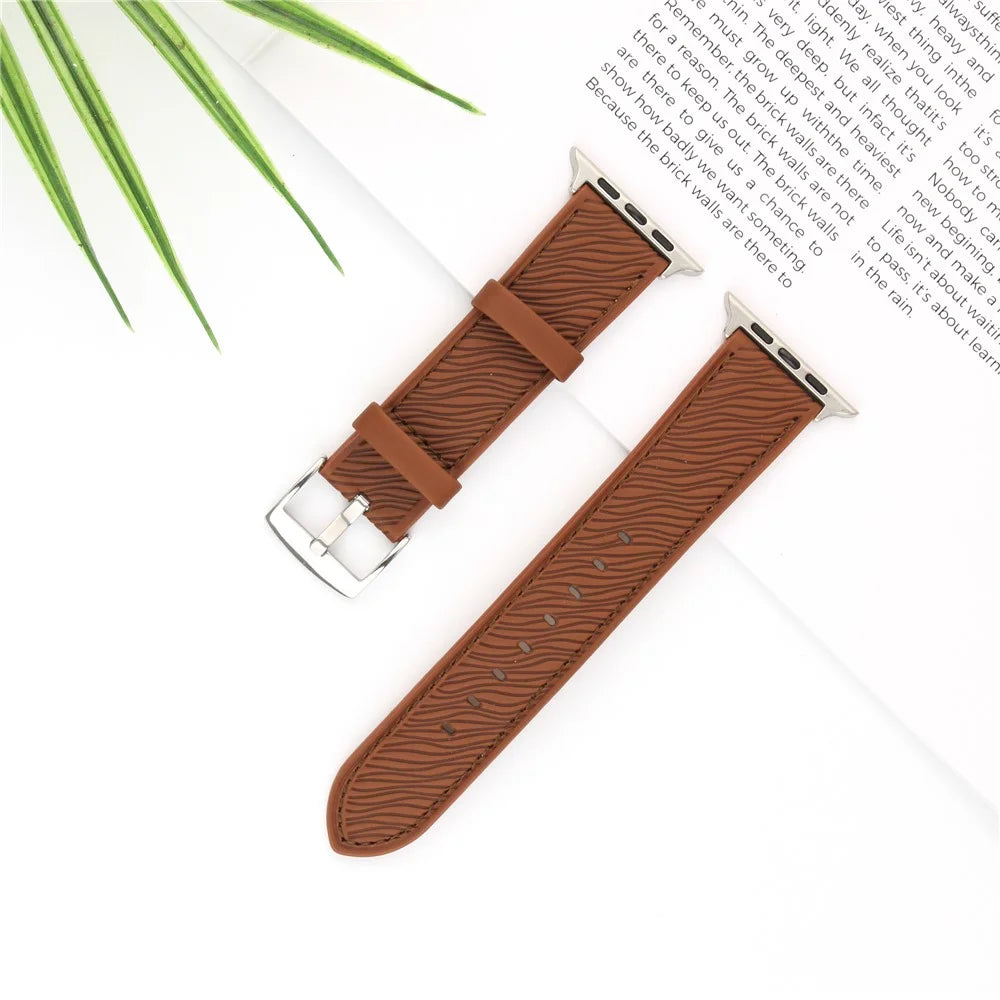 Watch Band For Apple Watch Series 11 10 42mm / 9 8 7 41mm / SE3 SE2 SE 6 5 4 40mm / 3 2 1 38mm Quick Release Buckle Dragon Scale Texture Leather Strap - Black - 5