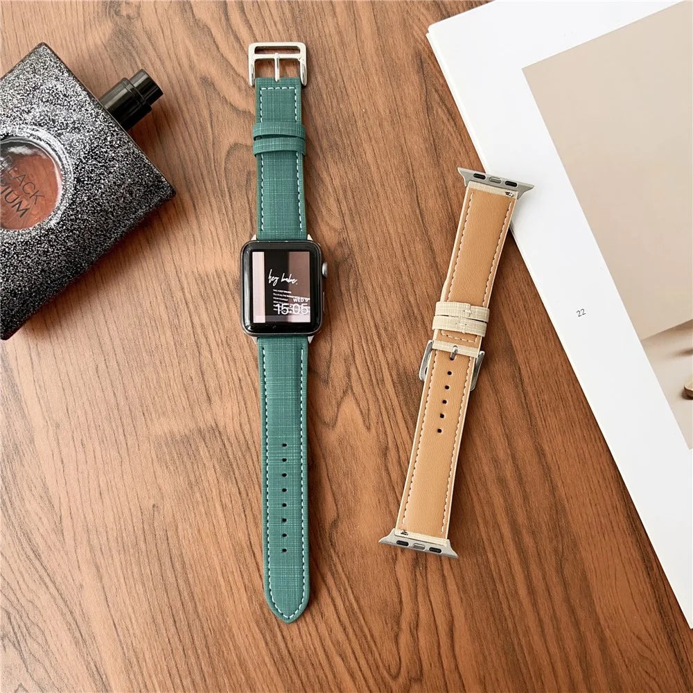 Watch Band For Apple Watch Series 11 10 42mm / 9 8 7 41mm / SE3 SE2 SE 6 5 4 40mm / 3 2 1 38mm Braided Checkered Pattern Leather Wrist Strap - Dark Green - 5