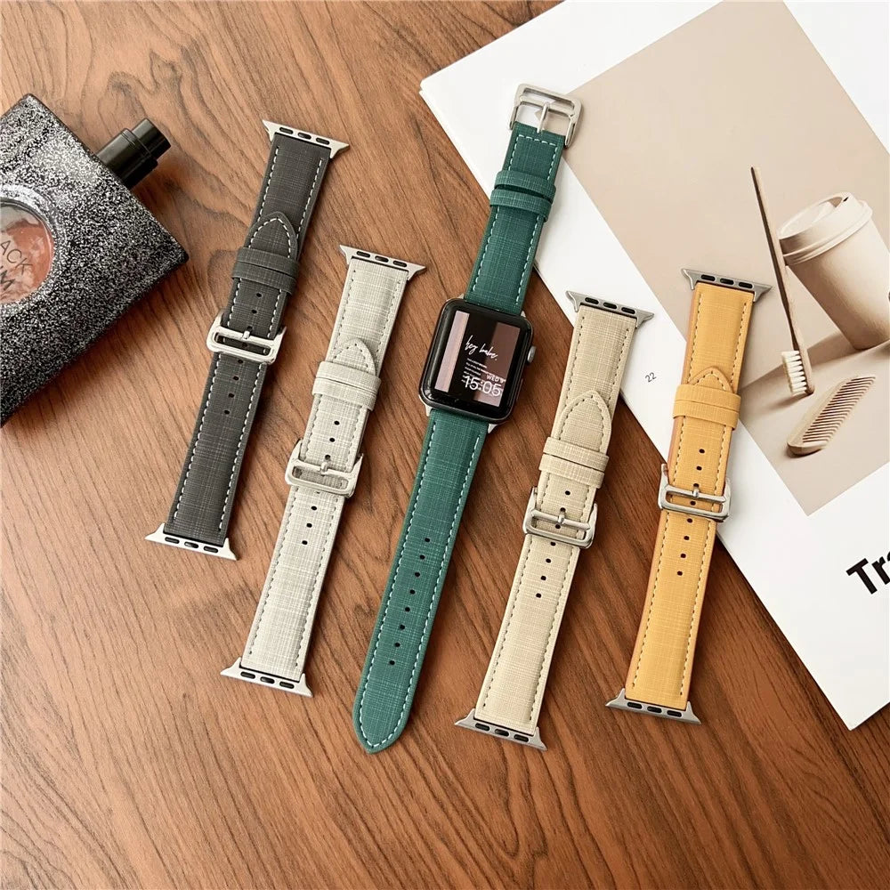 Watch Band For Apple Watch Series 11 10 42mm / 9 8 7 41mm / SE3 SE2 SE 6 5 4 40mm / 3 2 1 38mm Braided Checkered Pattern Leather Wrist Strap - Dark Green - 7