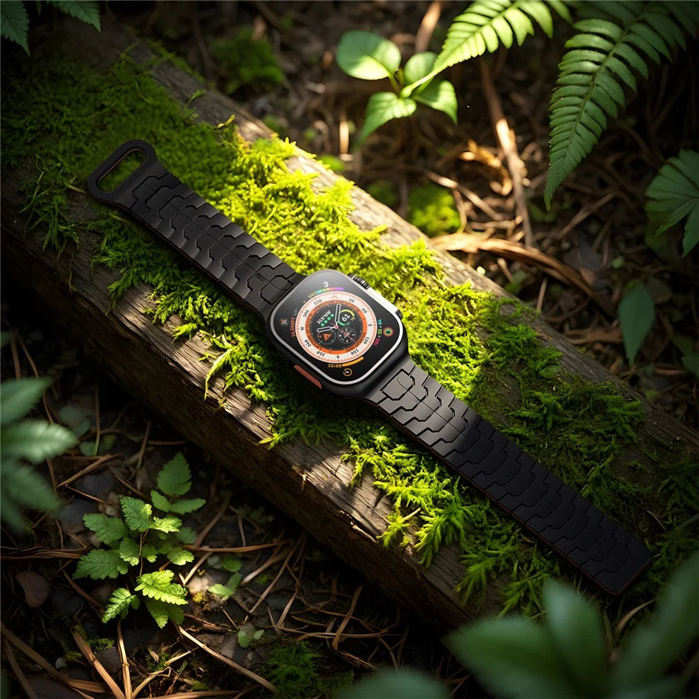 Watch Band for Apple Watch Ultra 3 2 1 49mm / Series 11 10 46mm / 9 8 7 45mm / SE3 SE2 SE 6 5 4 44mm / 3 2 1 42mm Magnetic Silicone Strap - Black+Orange - 5