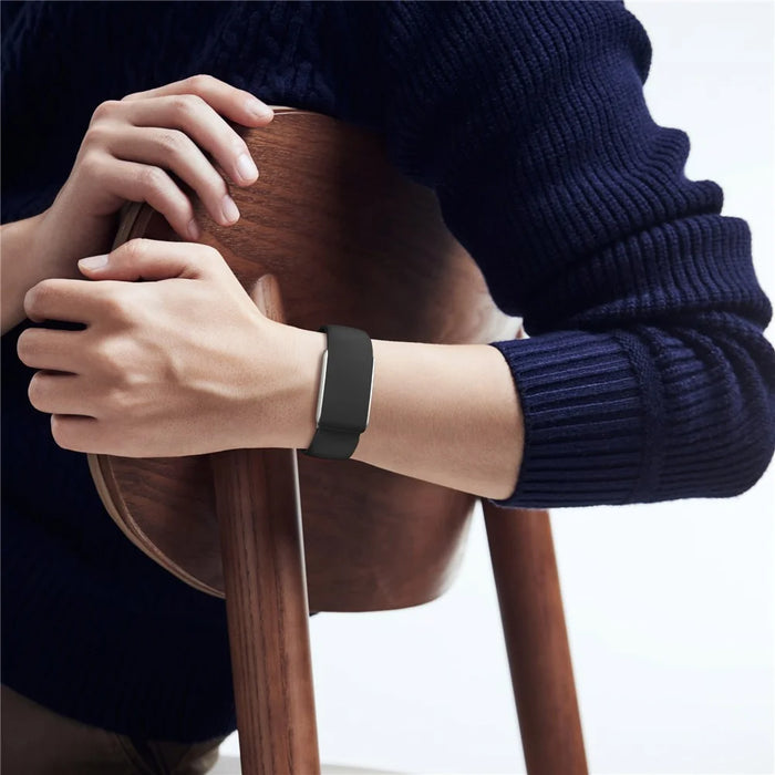 For WHOOP 5.0 Replacement Strap Smart Fitness Solid Color Silicone Wristband - Black - 4