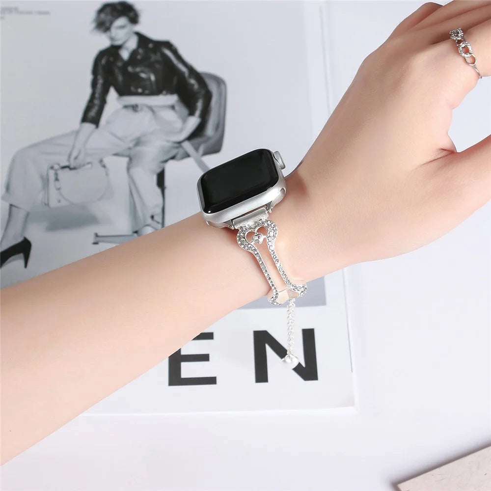 Metal Band For Apple Watch Ultra 3 2 1 49mm  /  Series 11 10 46mm  /  9 8 7 45mm  /  SE3 SE2 SE 6 5 4 44mm  /  3 2 1 42mm Rhinestone Bone Link Bracelet Strap - Silver - 3