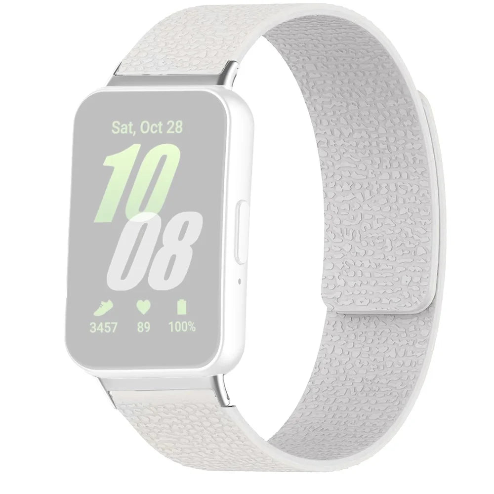 For Samsung Galaxy Fit3 Soft Magnetic Silicone Strap Litchi Texture Design Watch Band - White - 1