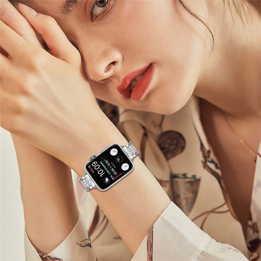 Zinc Alloy Slim Band for Apple Watch Series 11 10 42mm  /  9 8 7 41mm  /  SE3 SE2 SE 6 5 4 40mm  /  3 2 1 38mm Smart Watch Silver Strap with Rhinestones Decor - 3