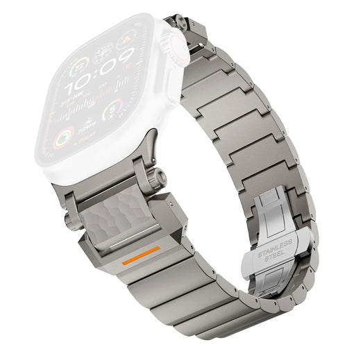 Strap for Apple Watch Ultra 3 2 1 49mm  /  Series 11 10 46mm  /  9 8 7 45mm  /  SE3 SE2 SE 6 5 4 44mm  /  3 2 1 42mm Hammer Pattern Titanium Alloy Watch Band - Titanium - 1