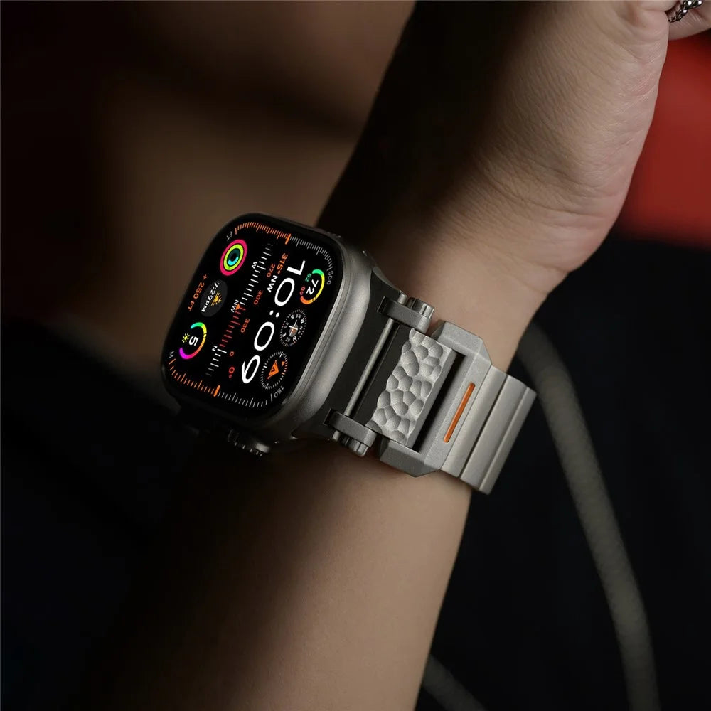 Strap for Apple Watch Ultra 3 2 1 49mm  /  Series 11 10 46mm  /  9 8 7 45mm  /  SE3 SE2 SE 6 5 4 44mm  /  3 2 1 42mm Hammer Pattern Titanium Alloy Watch Band - Titanium - 5