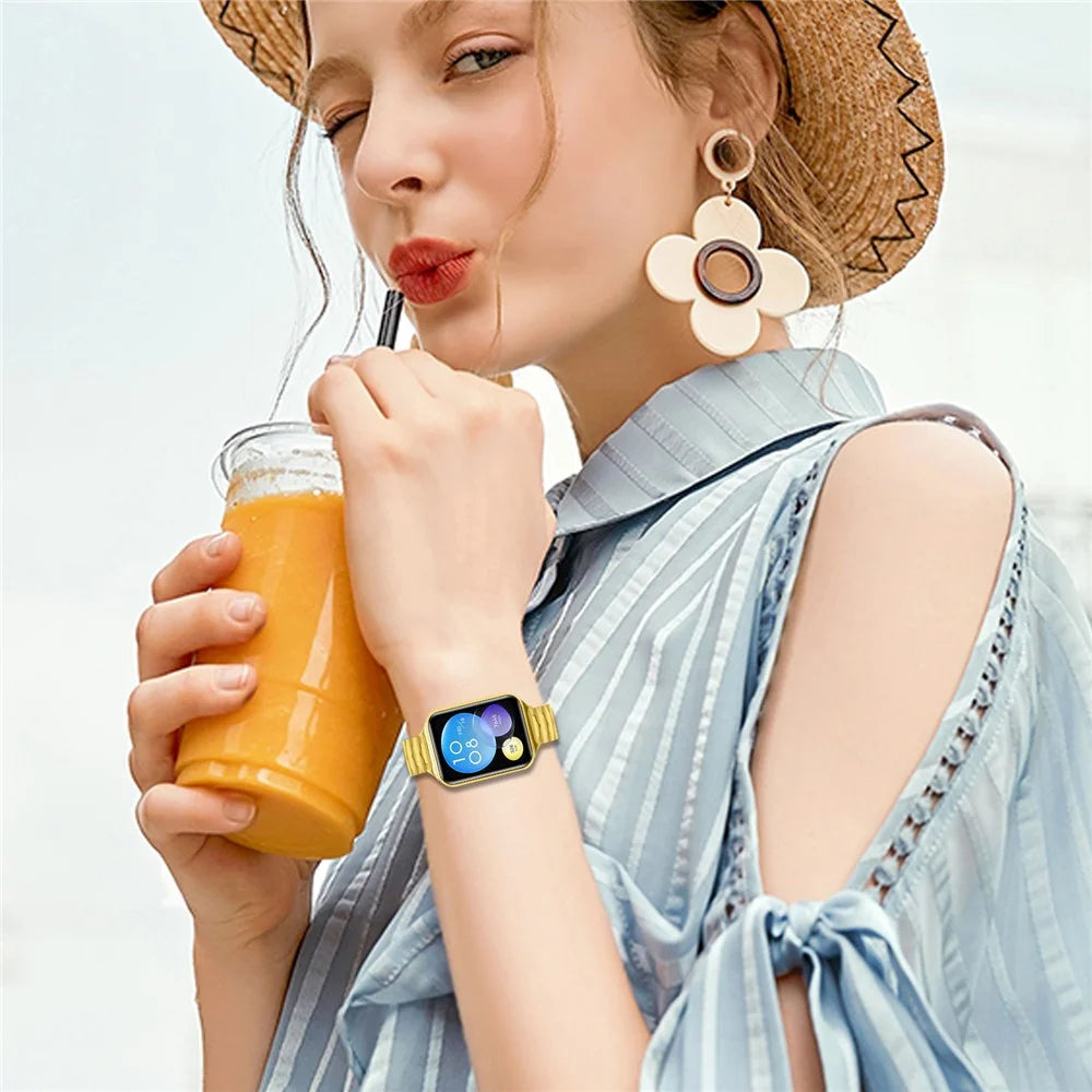 Bat Design Electroplate Color Watch Strap for Xiaomi Smart Band 10 Pro / 9 Pro / 8 Pro / Redmi Watch 6 / 5 / 4 Stainless Steel Adjustable Band with Folding Clasp - Gold - 4