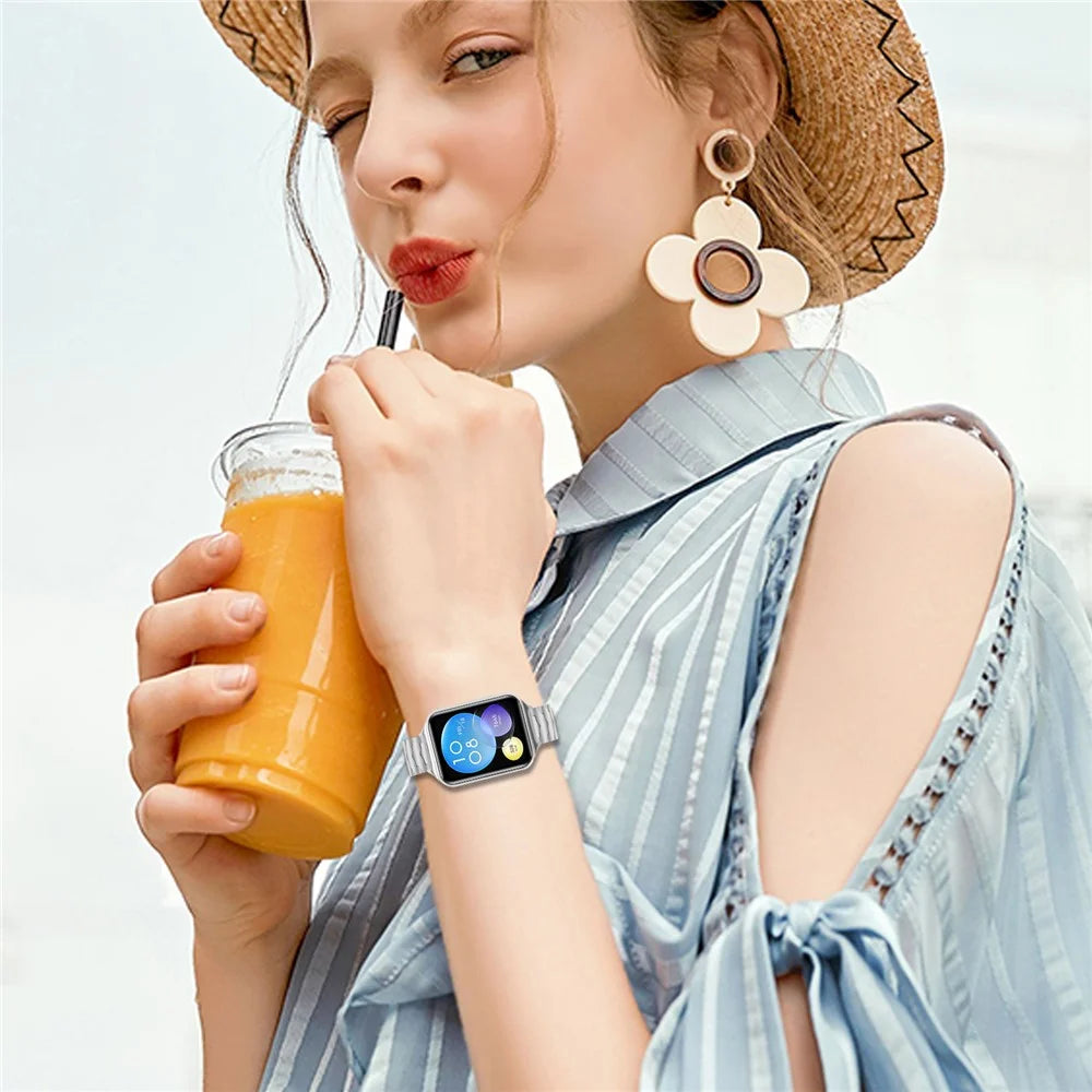 Bat Design Silver Watch Strap for Xiaomi Smart Band 10 Pro / 9 Pro / 8 Pro / Redmi Watch 6 / 5 / 4 Stainless Steel Adjustable Band with Folding Clasp - 4