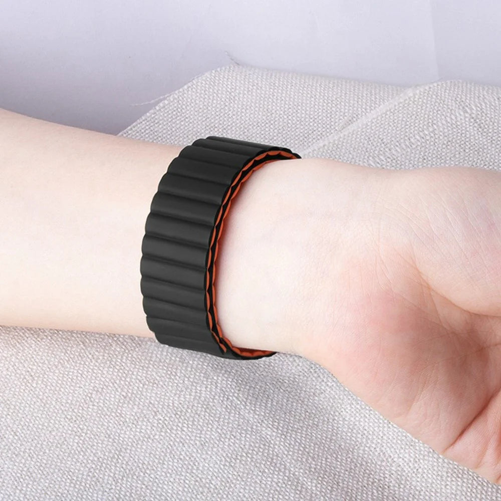 For Xiaomi Smart Band 10 Pro / 9 Pro / 8 Pro / Redmi Watch 6 / 5 / 4 2-Sections Magnetic Silicone Strap Smart Watch Band - Black / Wine Red - 4