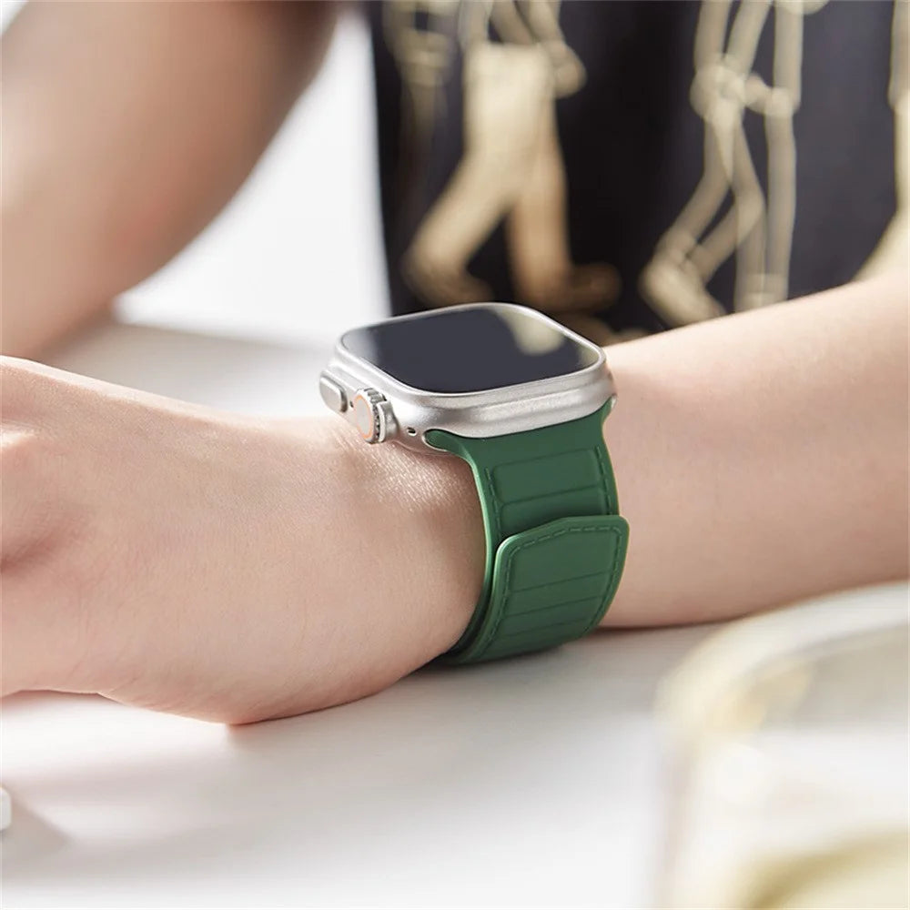 Stitched Line Pattern Silicone Strap for Apple Watch Ultra 3 2 1 49mm  /  Series 11 10 46mm  /  9 8 7 45mm  /  SE3 SE2 SE 6 5 4 44mm  /  3 2 1 42mm Loop Magnetic Watch Band - Grey / Orange - 6