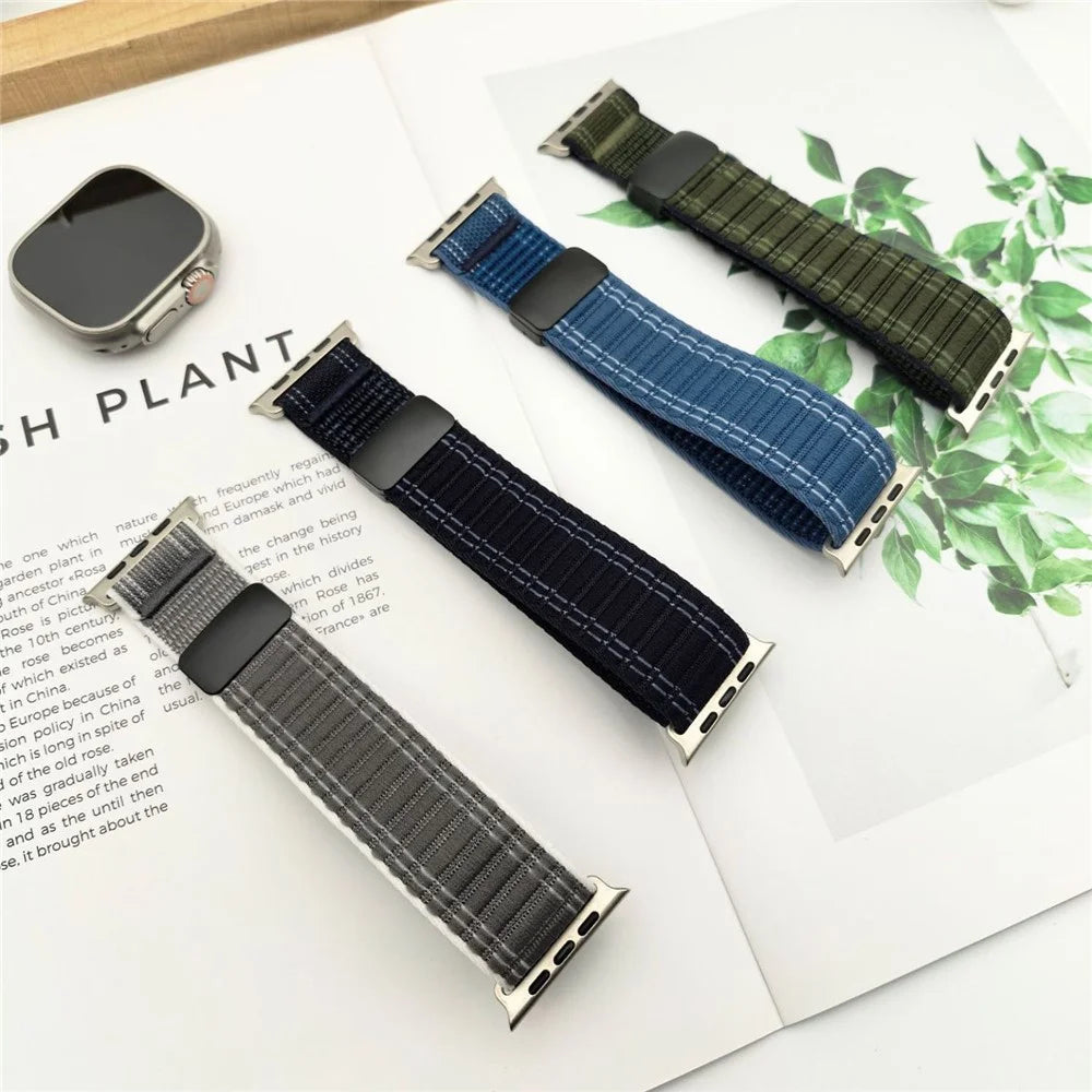 Watch Band For Apple Watch Series 11 10 42mm  /  9 8 7 41mm  /  SE3 SE2 SE 6 5 4 40mm  /  3 2 1 38mm Magnetic Clasp Wave Pattern Nylon Wrist Strap - Pink - 3