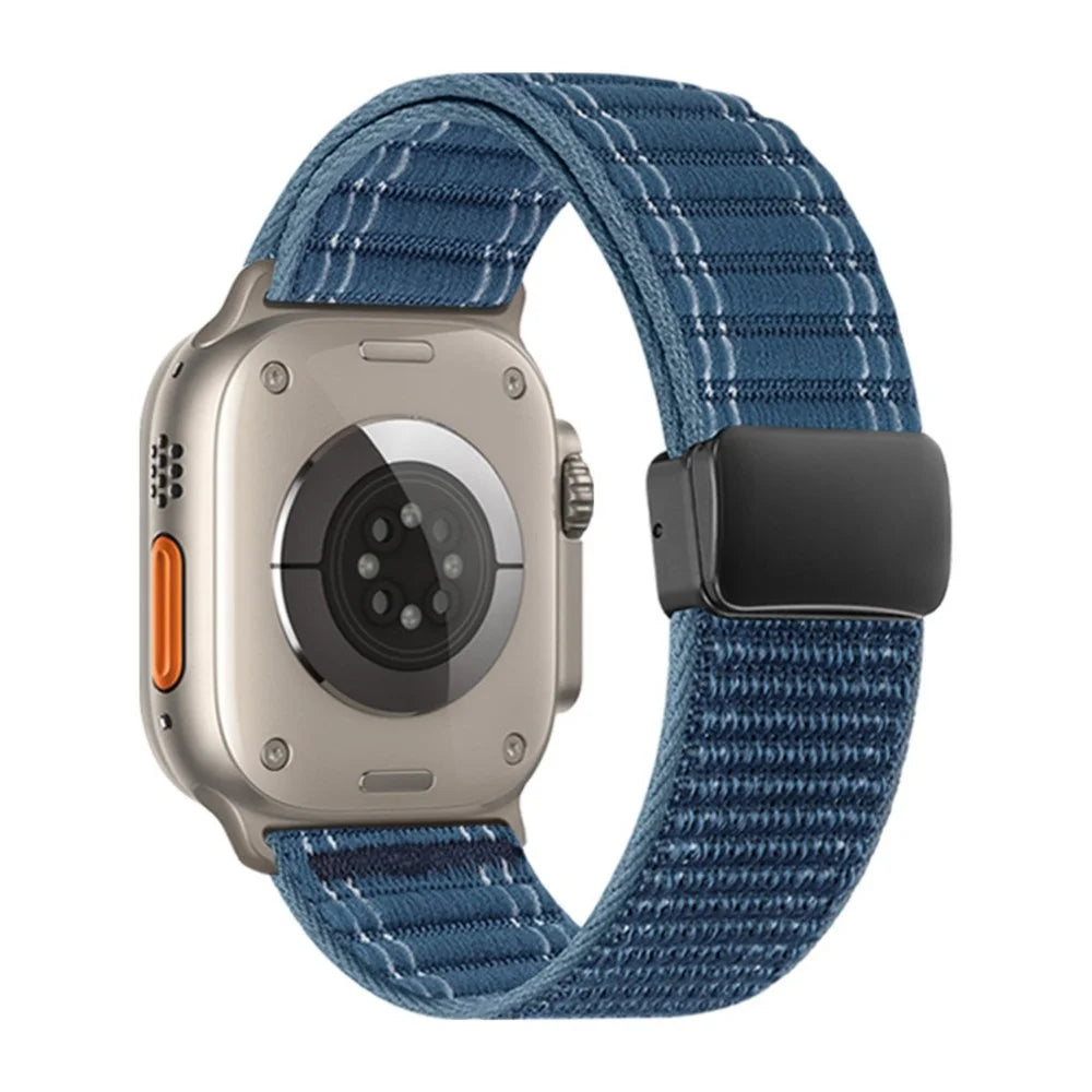 Watch Band For Apple Watch Ultra 3 2 1 49mm  /  Series 11 10 46mm  /  9 8 7 45mm  /  SE3 SE2 SE 6 5 4 44mm  /  3 2 1 42mm Magnetic Clasp Wave Pattern Nylon Wrist Strap - Sapphire - 1