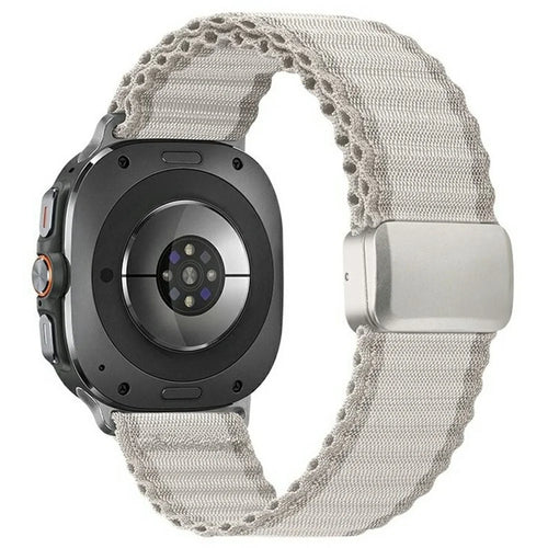 For Samsung Galaxy Watch Ultra2 47mm / Watch Ultra (2025) 47mm / Watch Ultra 47mm Watch Band Magnetic Buckle Wide Wave Pattern Nylon Wrist Strap - White - 1