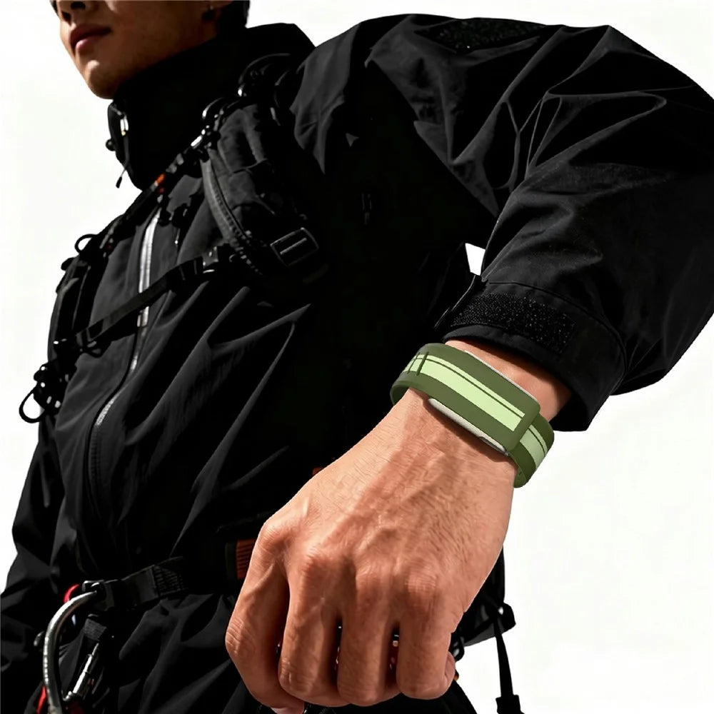 Silicone Strap for WHOOP 5.0 / LIFE / 5.0 LIFE MG / 5.0 Peak / 5.0 One Color-block Stripe Sport Wristband - Green + Lime / Titanium Case - 4