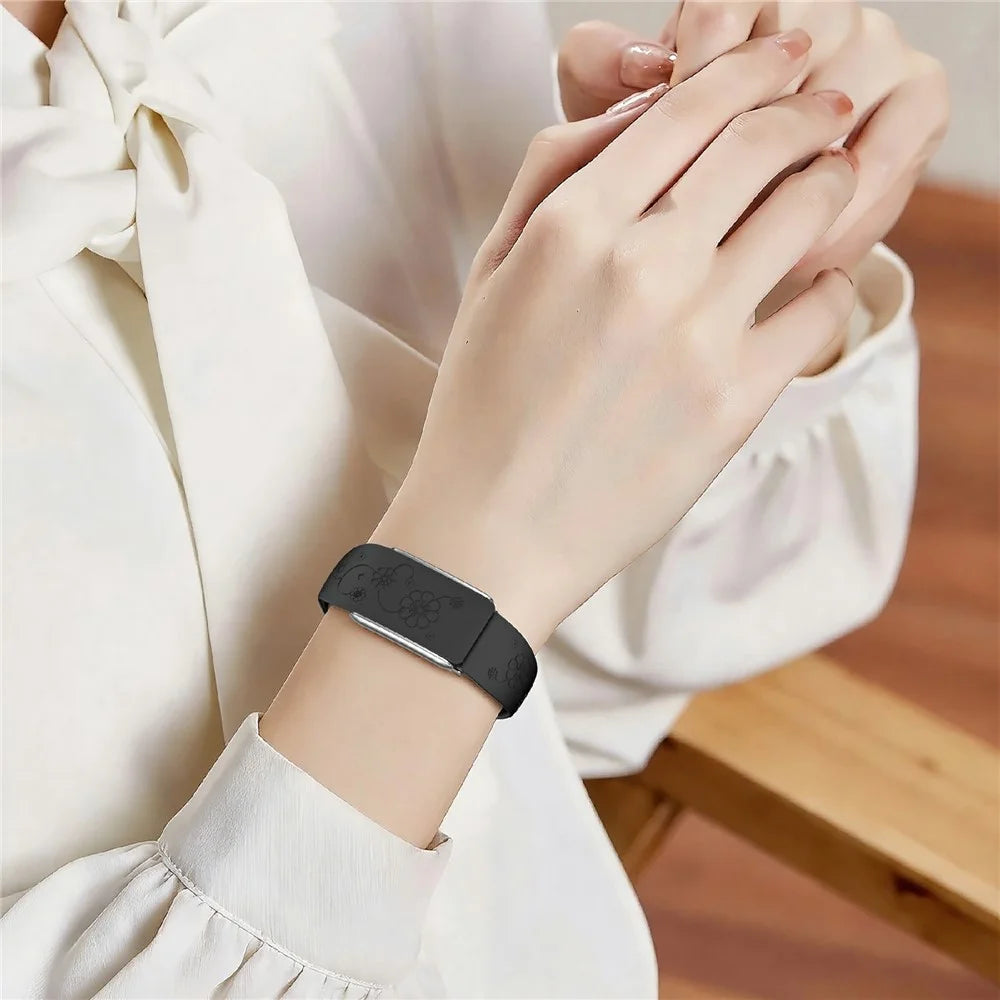 Silicone Band for WHOOP 5.0 Peak / 5.0 One / 5.0 Floral Embossed Slim Sport Strap with Zinc Alloy Buckle - Black - 5