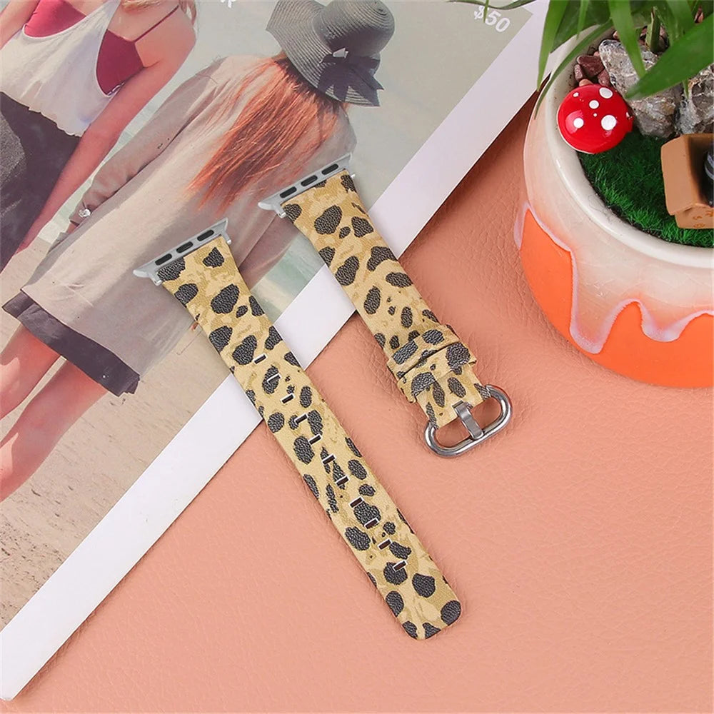Top Layer Cowhide Genuine Leather Leopard Pattern Strap Round Tail Watchband for Apple Watch Ultra 2 49mm / Series 9 45mm / SE (2023) 44mm / Ultra 49mm / Series 8 45mm / 7 45mm / Watch Series 6 / SE 44mm / SE (2022) 44mm / 5 / 4 44mm / Watch Series 3 / 2 - 4