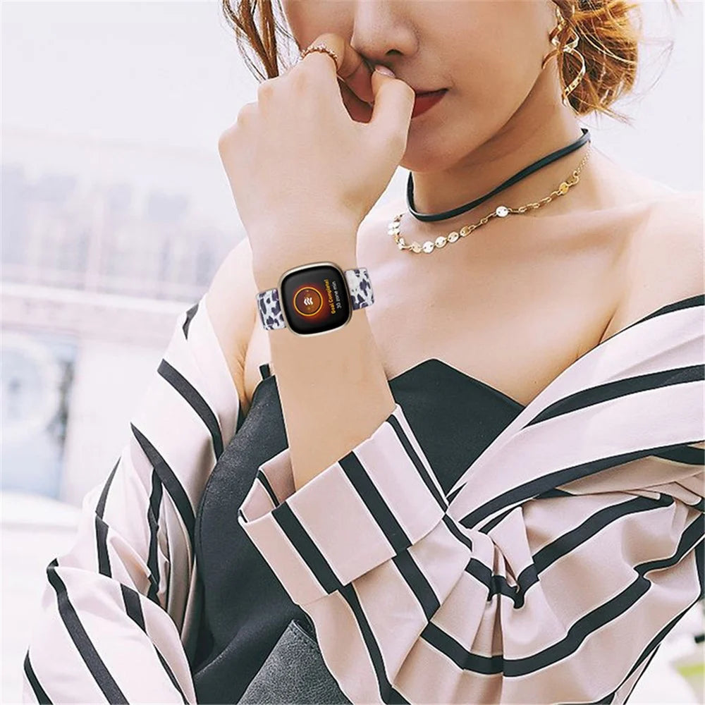 Leopard Texture Genuine Cowhide Leather Adjustable Watch Band Strap for Fitbit Versa 3/Fitbit Sense - Black - 6