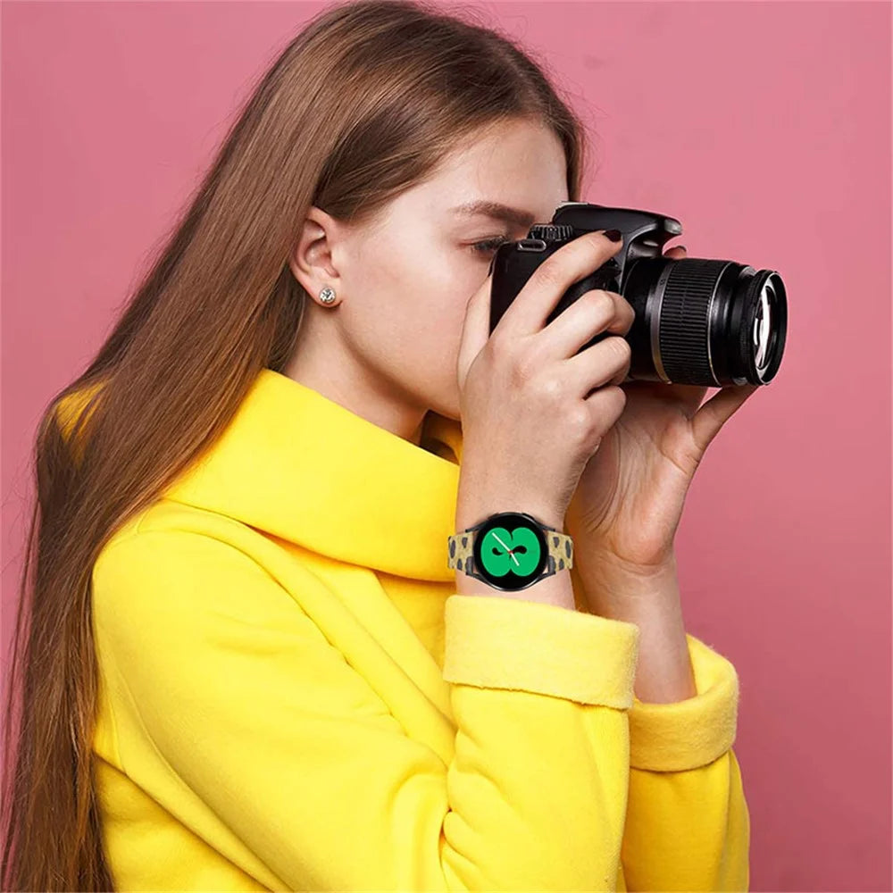 Leopard Pattern Genuine Leather Wrist Band with Stainless Steel Buckle for Samsung Galaxy Watch4 Classic 42mm 46mm/Galaxy Watch Active/Galaxy Watch Active2 40mm 44mm - Army Green Leopard - 5