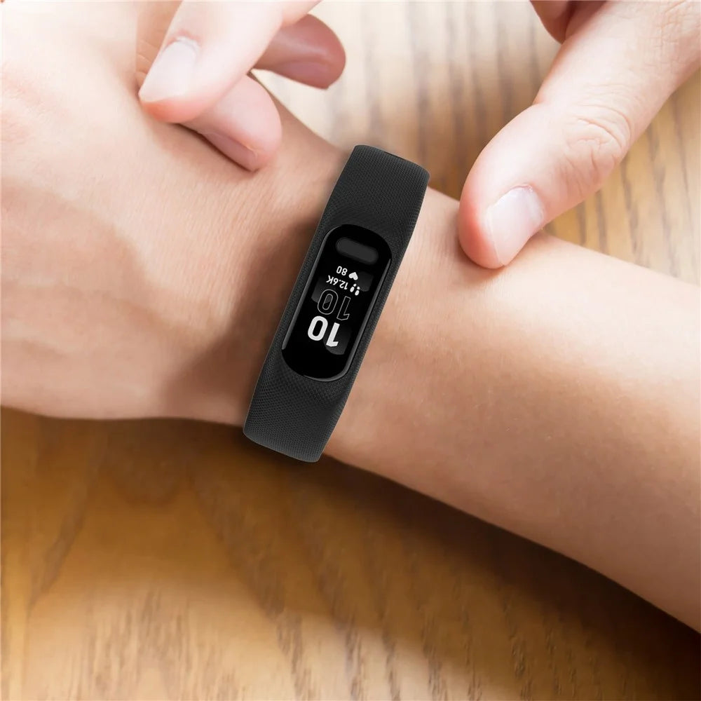 For Garmin Vivosmart 5 Armband Silicone Watch Strap with Case - Black - 7