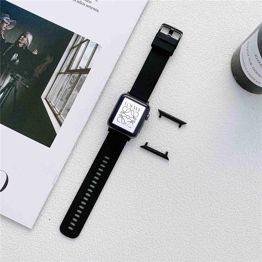 For Apple Watch Ultra 3 2 1 49mm / Series 11 10 46mm / 9 8 7 45mm / SE3 SE2 SE 6 5 4 44mm / 3 2 1 42mm Textured Silicone Watch Strap Adjustable Pin Buckle Wrist Band Replacement - Black - 2