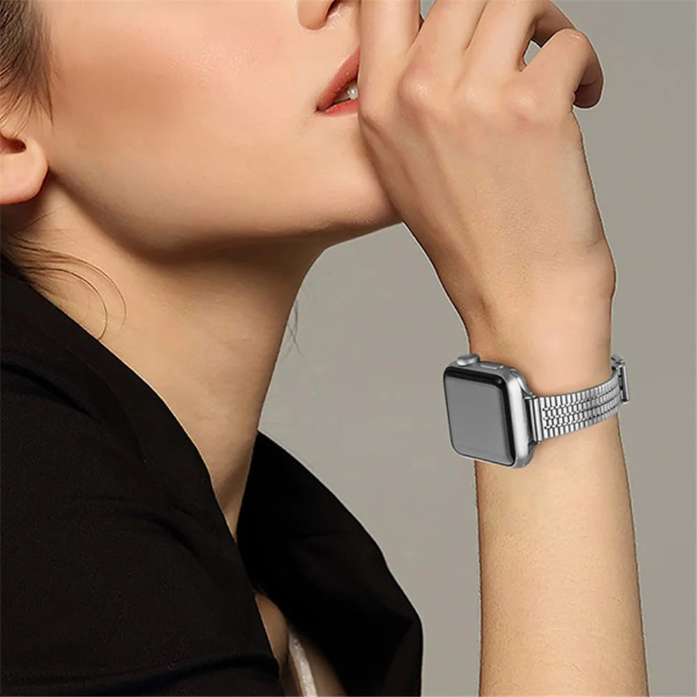 For Apple Watch Ultra 3 2 1 49mm / Series 11 10 46mm / 9 8 7 45mm / SE3 SE2 SE 6 5 4 44mm / 3 2 1 42mm Dual-Layer Buckle Design Smart Watch Band Stainless Steel Wrist Strap - Silver - 4