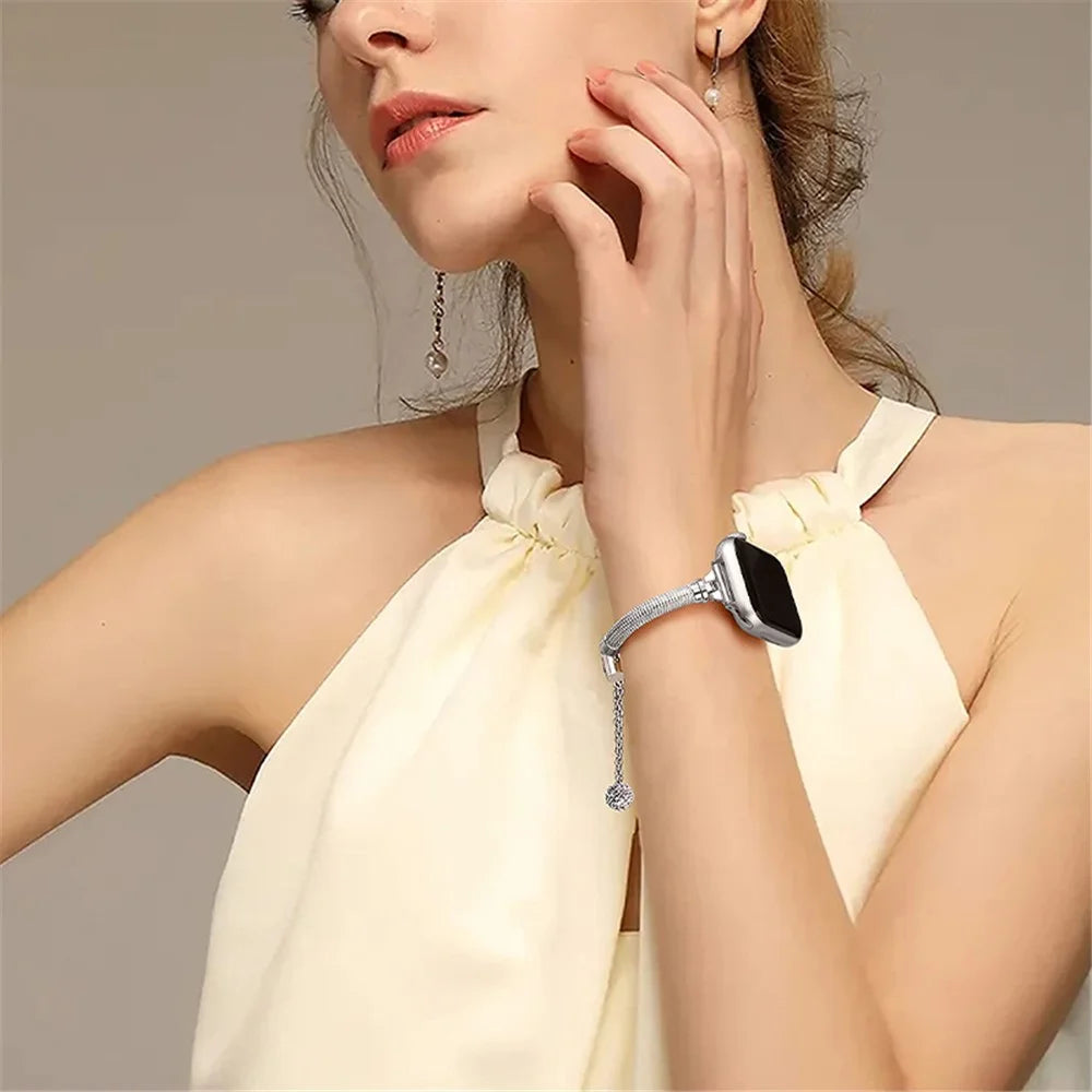For Apple Watch Ultra 3 2 1 49mm / Series 11 10 46mm / 9 8 7 45mm / SE3 SE2 SE 6 5 4 44mm / 3 2 1 42mm Anti-Sweat Bracelet Metal Smart Watch Band Wrist Strap Replacement - Silver - 5