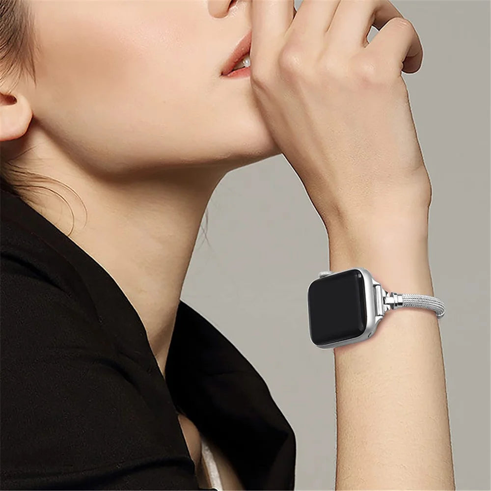 For Apple Watch Series 11 10 42mm / 9 8 7 41mm / SE3 SE2 SE 6 5 4 40mm / 3 2 1 38mm Metal Smart Watch Band Bracelet Anti-Scratch Wrist Strap Replacement - Silver - 4