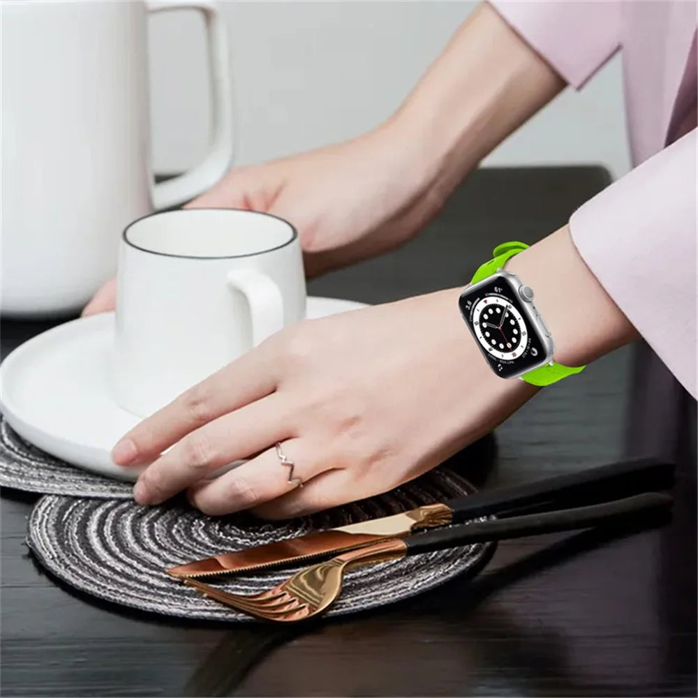 For Apple Watch Series 11 10 42mm / 9 8 7 41mm / SE3 SE2 SE 6 5 4 40mm / 3 2 1 38mm Genuine Cowhide Leather Watch Band Double Snap Button Replacement Strap (Black Connector) - Fluorescent Green - 6