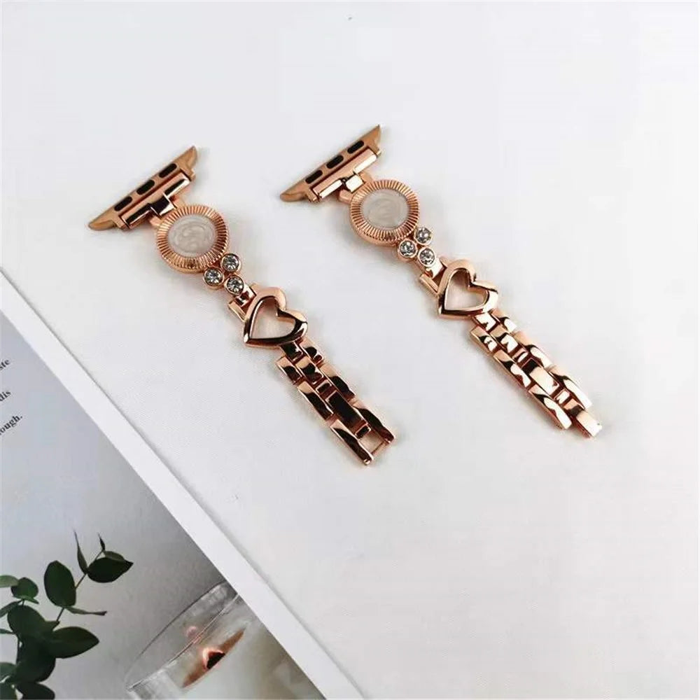 For Apple Watch Series 11 10 42mm / 9 8 7 41mm / SE3 SE2 SE 6 5 4 40mm / 3 2 1 38mm Ethnic Style Metal Watch Band Heart Rhinestone Decor Bracelet Wrist Strap - Rose Gold - 3